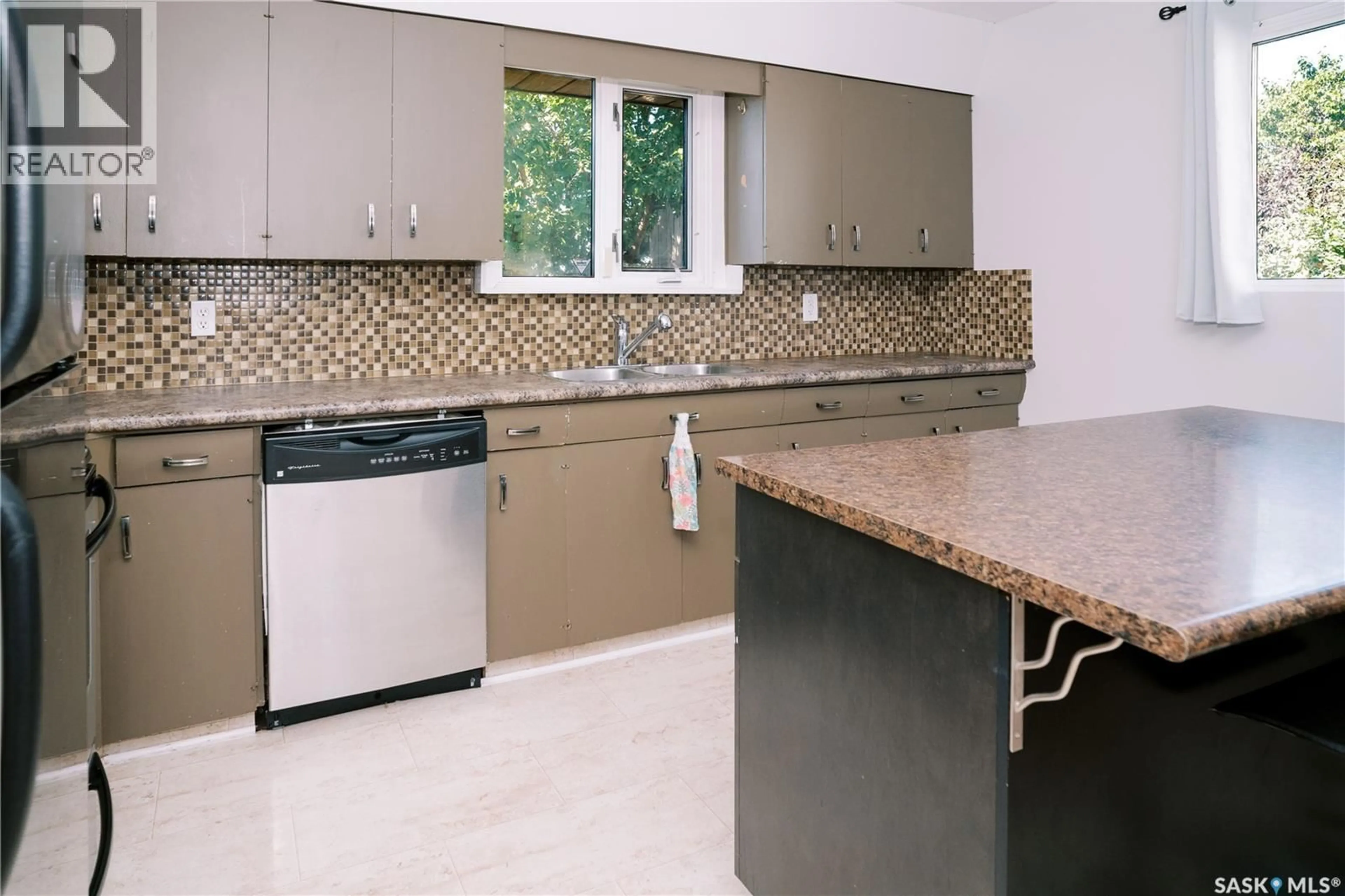 Standard kitchen, ceramic/tile floor for 306 EGBERT AVENUE, Saskatoon Saskatchewan S7N1X1