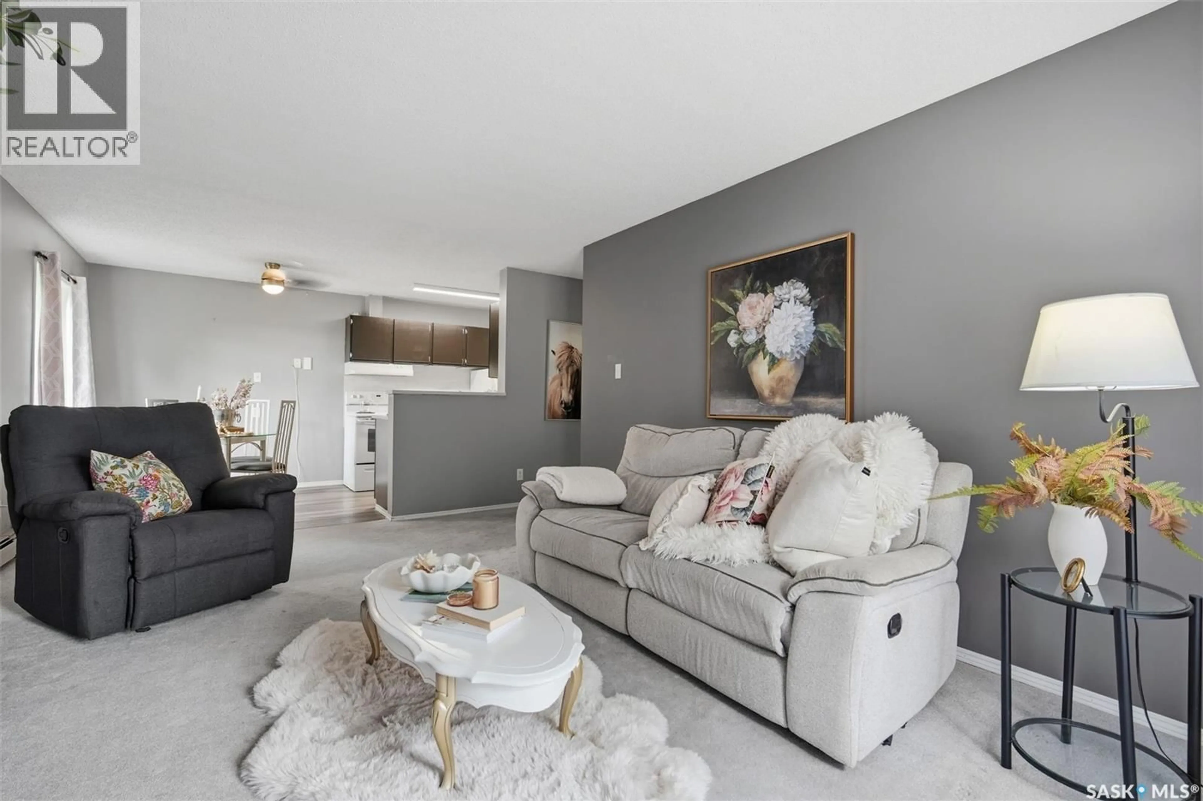 Living room with furniture, unknown for 122 - 326 EDINBURGH PLACE, Saskatoon Saskatchewan S7H5J7