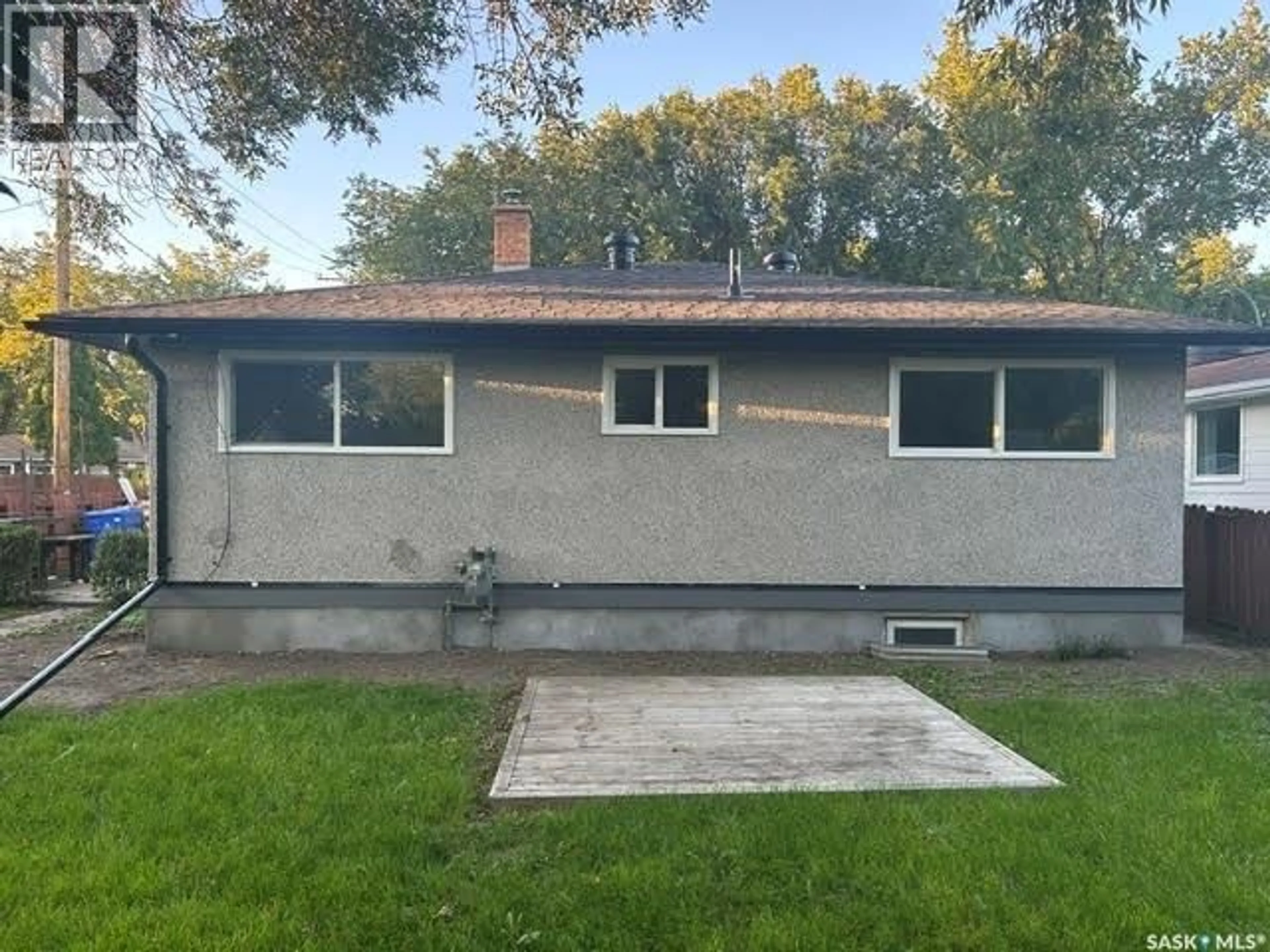 Unknown for 3811 VAN HORNE AVENUE, Regina Saskatchewan S4S1M5