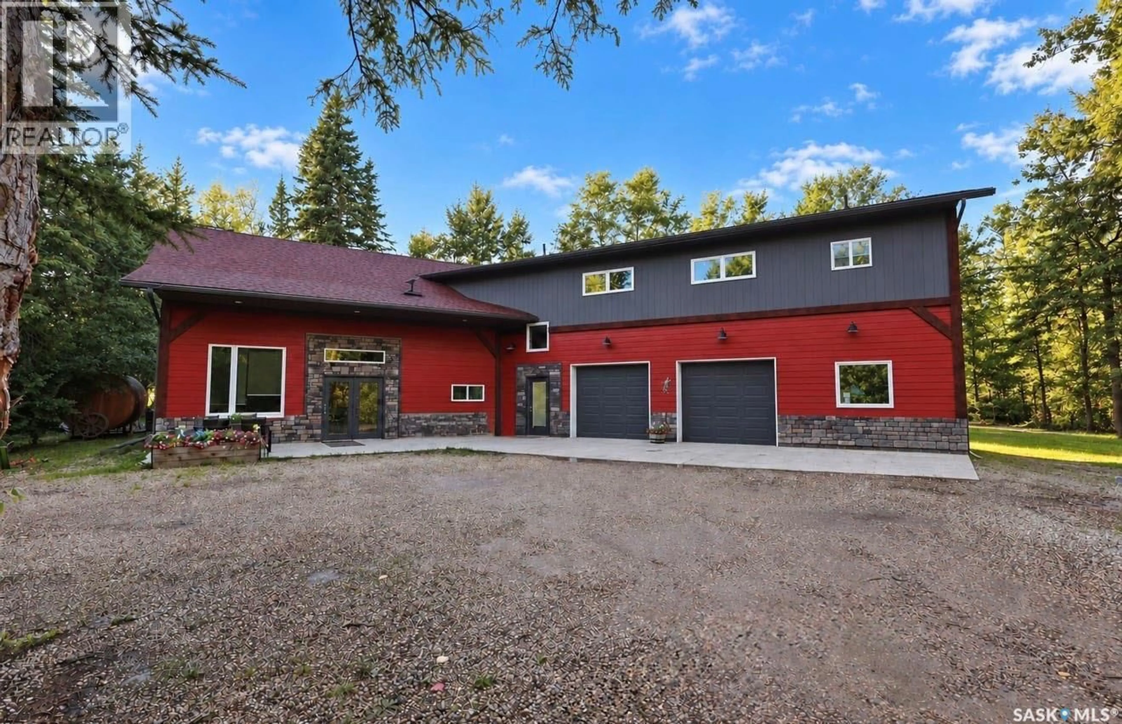 Patio, unknown for 102 MOORE DRIVE, Lakeland Rm No. 521 Saskatchewan S0J0N0
