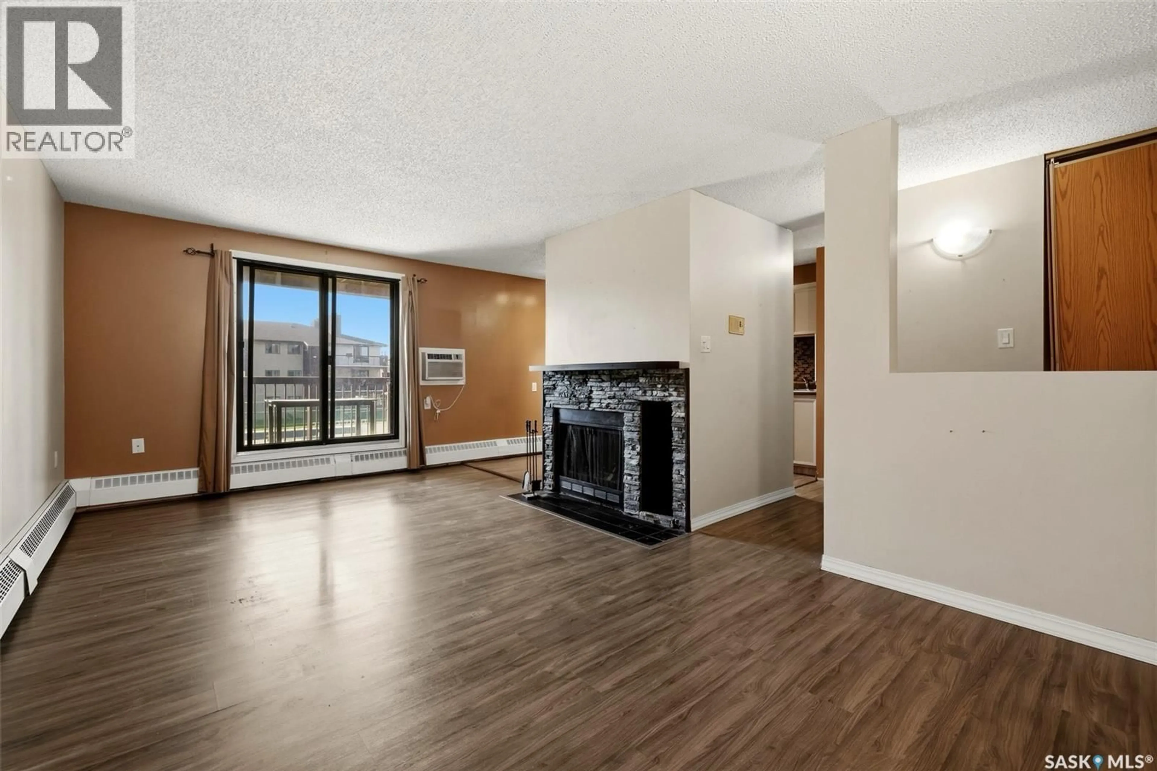 A pic of a room for 51 - 205 RODENBUSH DRIVE, Regina Saskatchewan S4R8C7