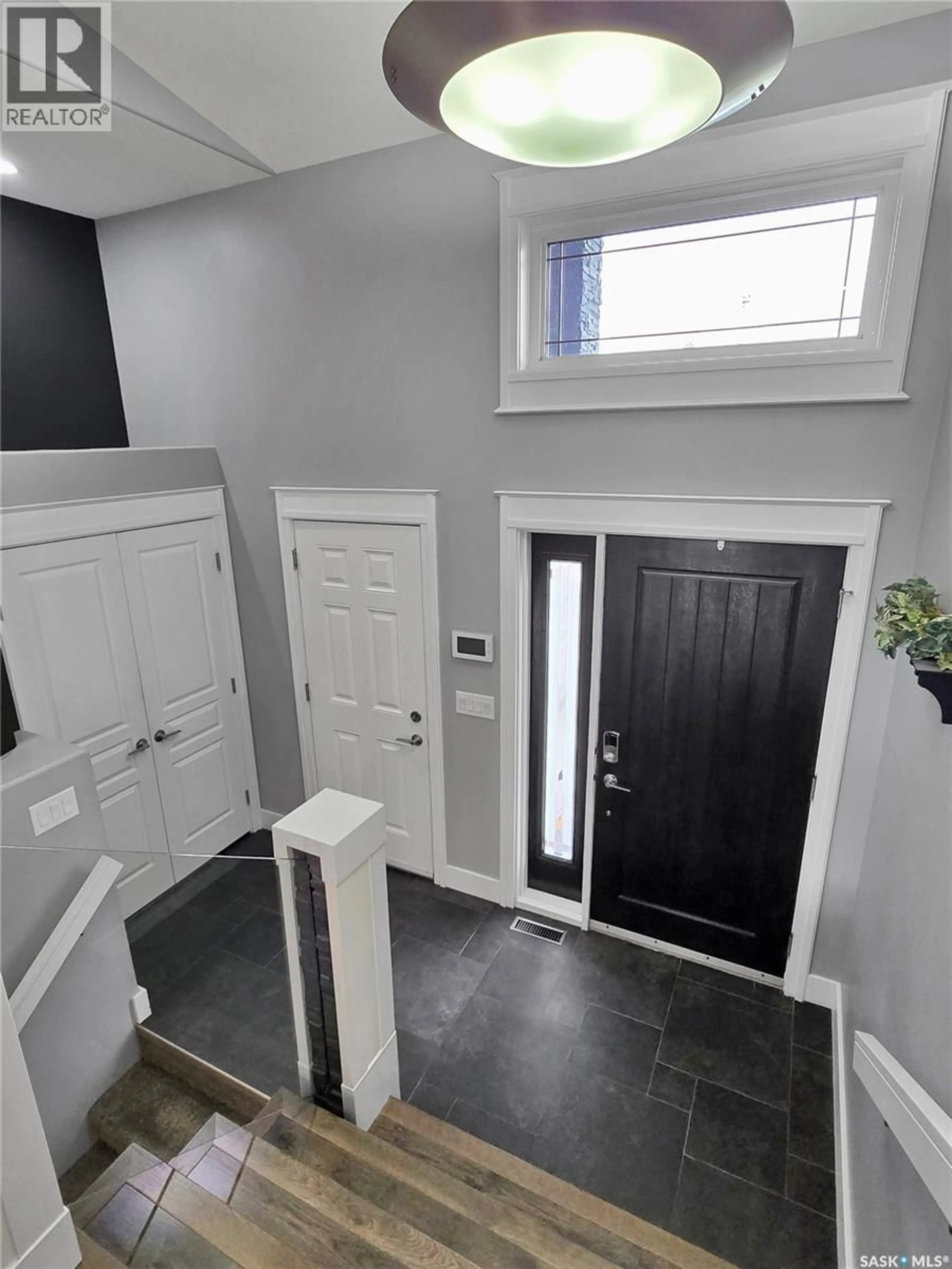 Indoor entryway for 908 HAMM TERRACE, Martensville Saskatchewan S0K2A0