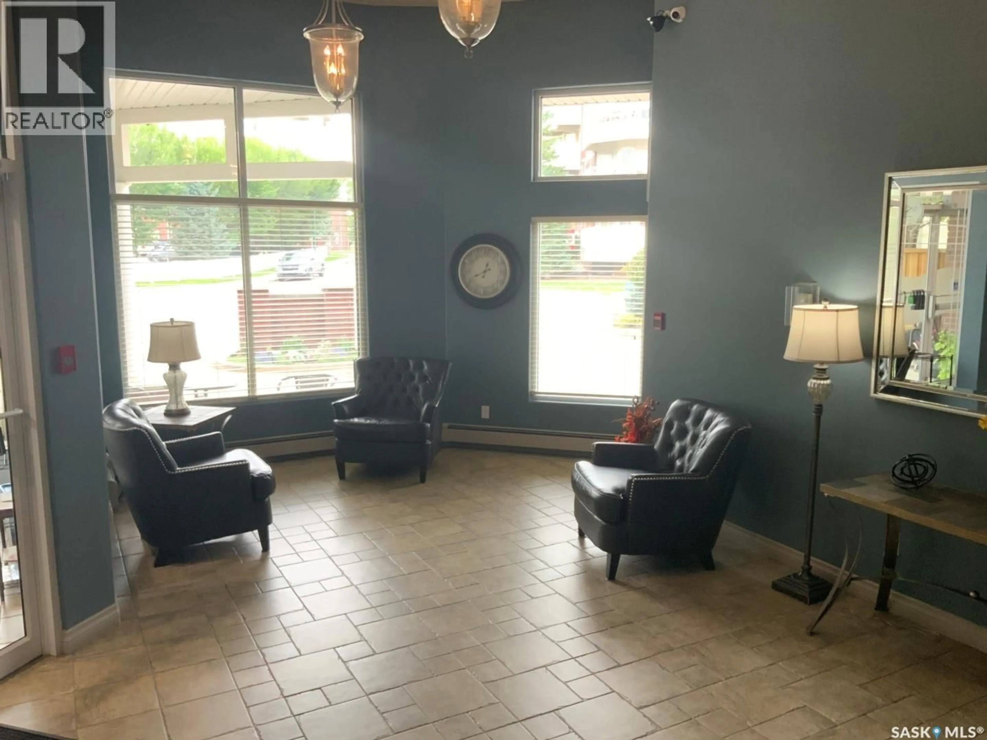 Lobby for 207 - 110 ARMISTICE WAY, Saskatoon Saskatchewan S7J5L8