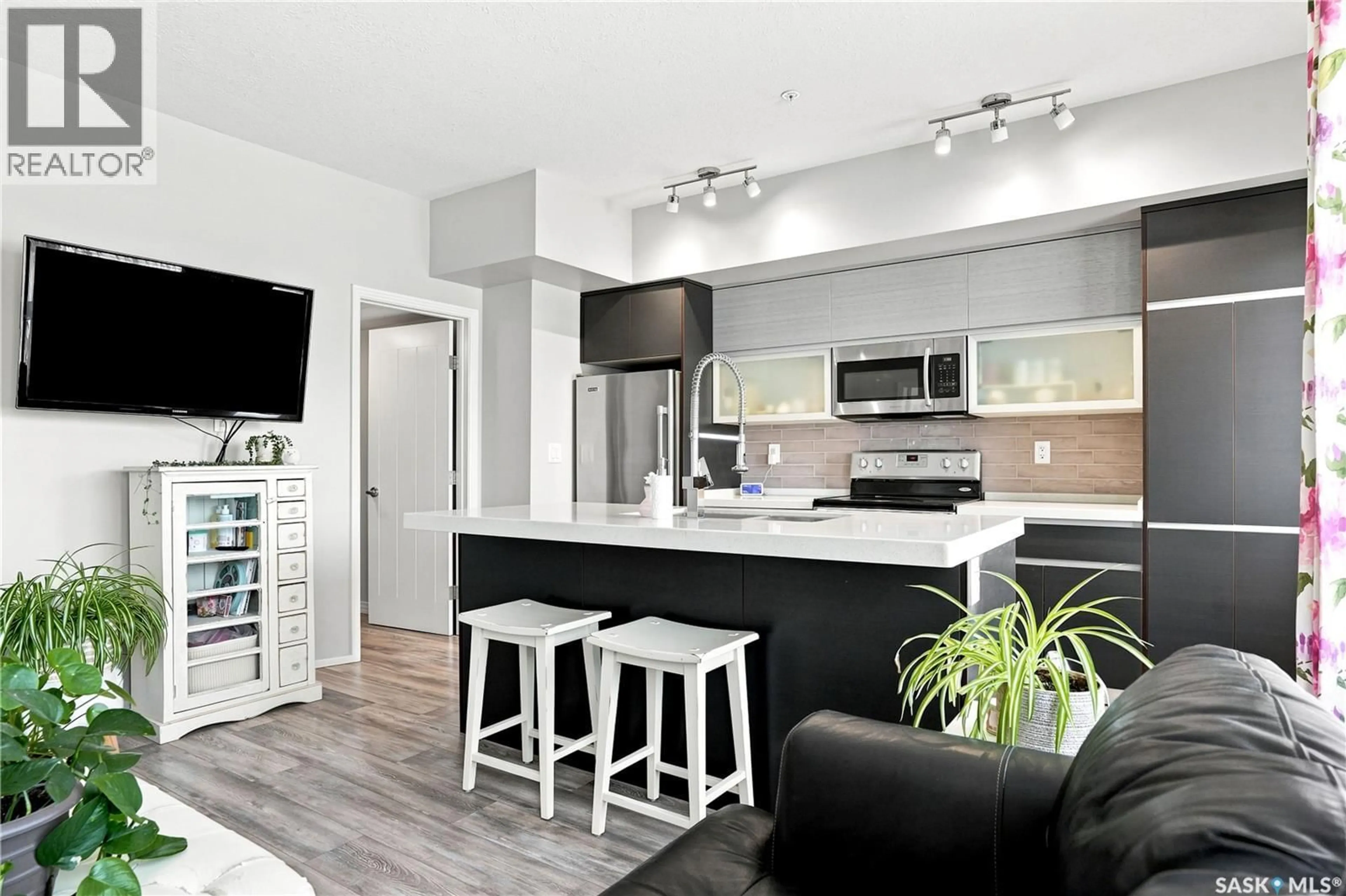 Open concept kitchen, unknown for 108 235 EVERGREEN SQUARE, Saskatoon Saskatchewan S7W0T9