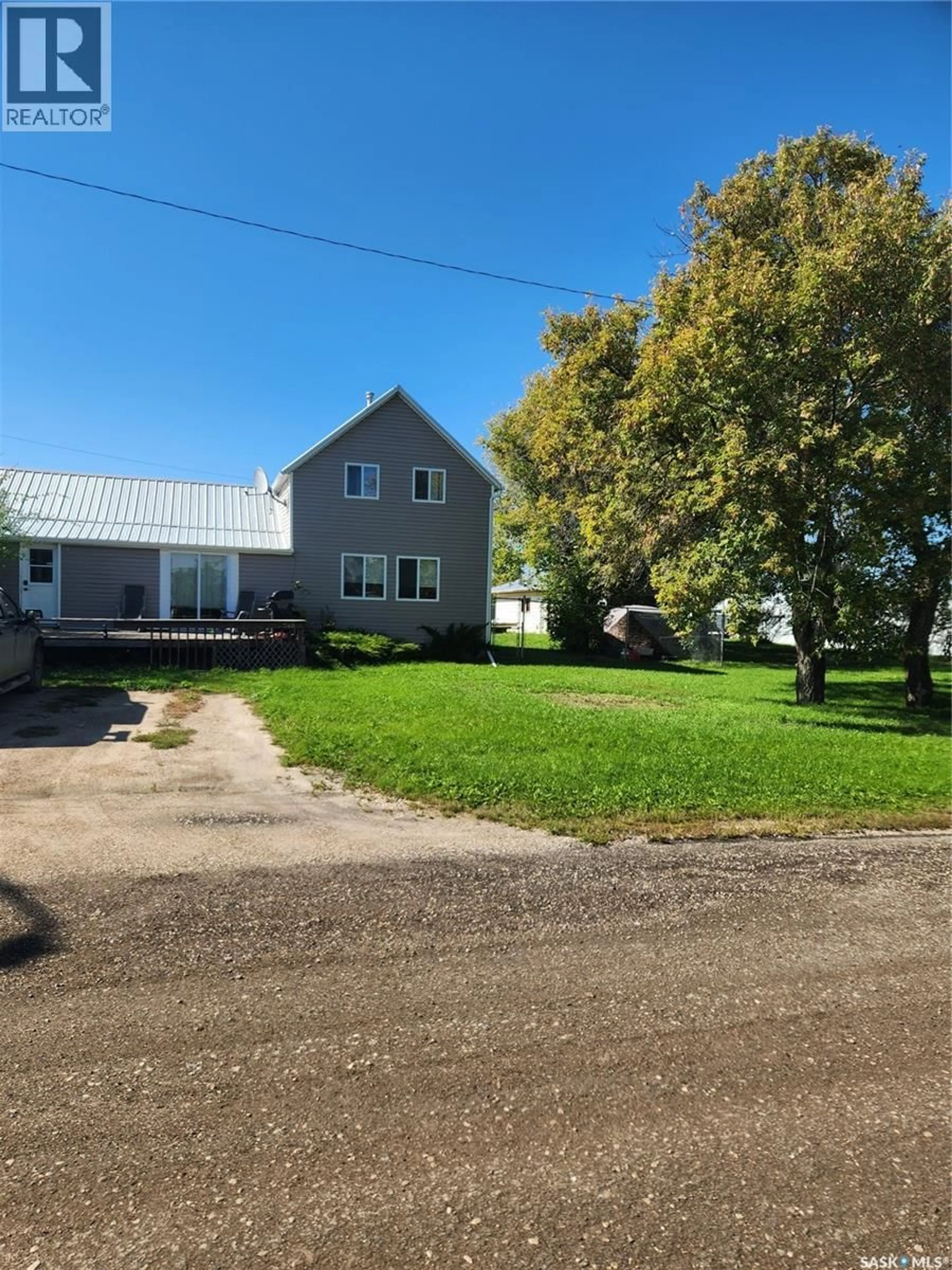 A pic from outside/outdoor area/front of a property/back of a property/a pic from drone, street for 748 MARKET STREET, Bethune Saskatchewan S0G0H0