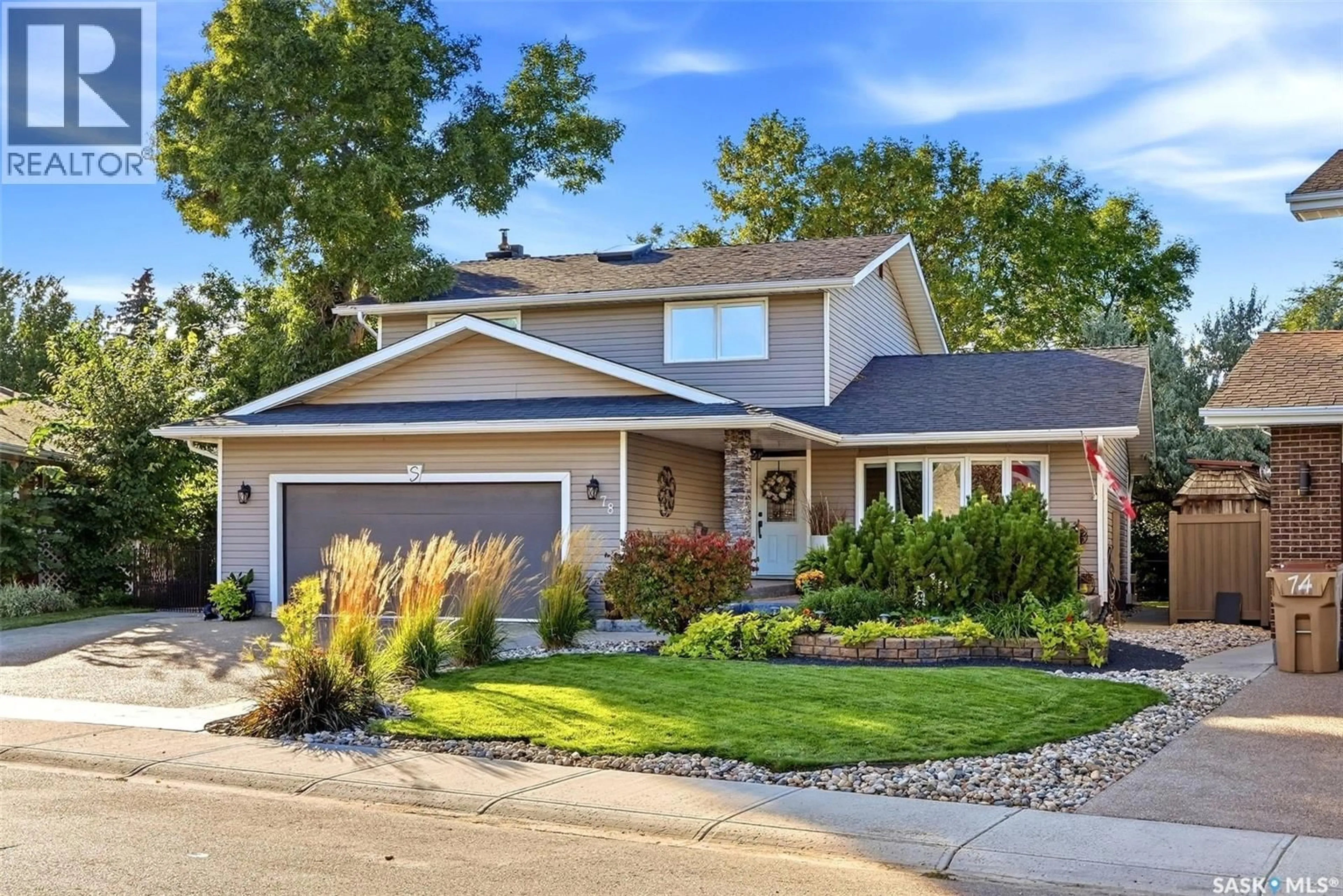 Home with vinyl exterior material, street for 78 GREEN MEADOW ROAD, Regina Saskatchewan S4V0A5