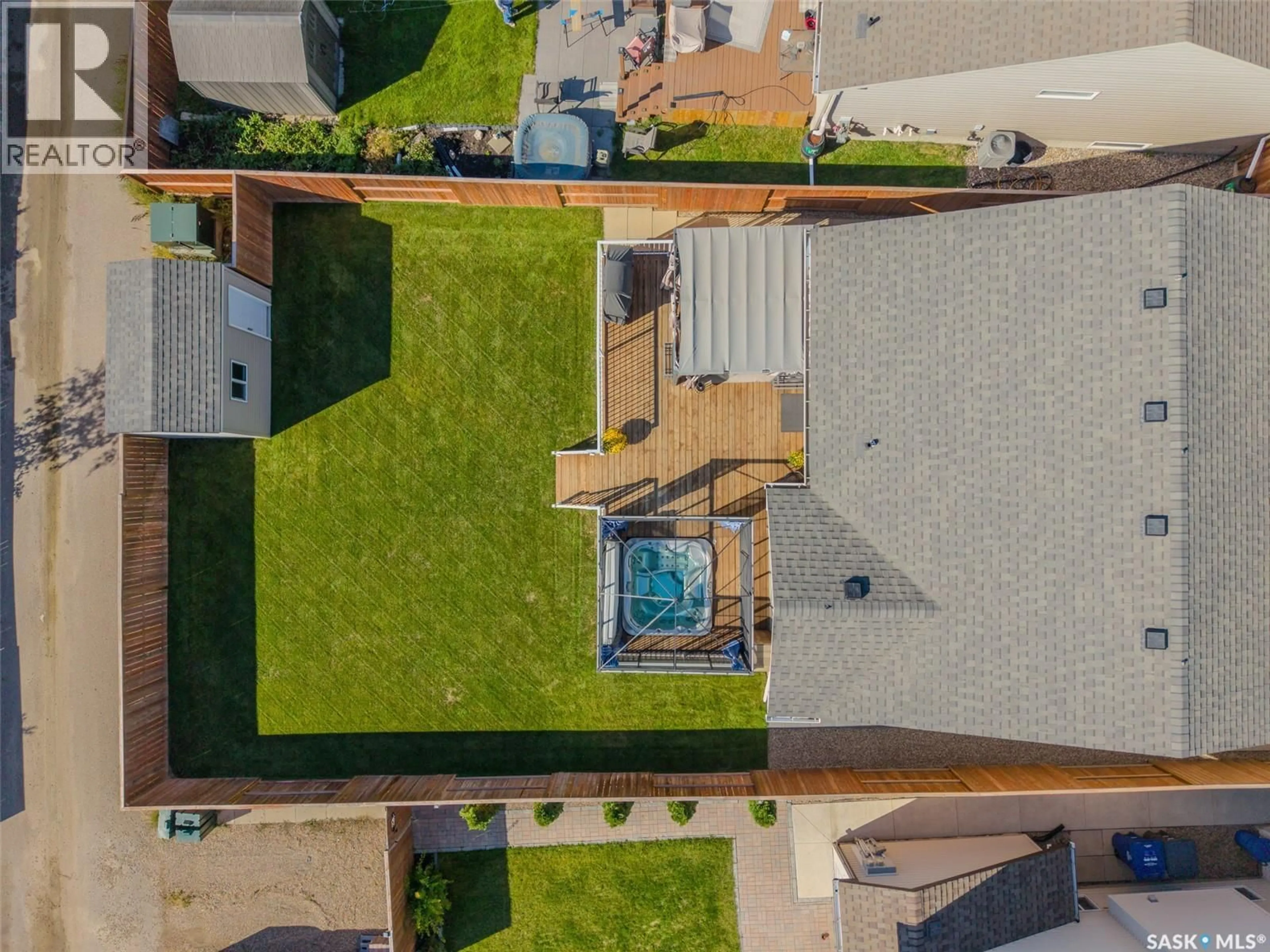 A pic from outside/outdoor area/front of a property/back of a property/a pic from drone, city buildings view from balcony for 622 ROSEWOOD BOULEVARD, Saskatoon Saskatchewan S7V0J7