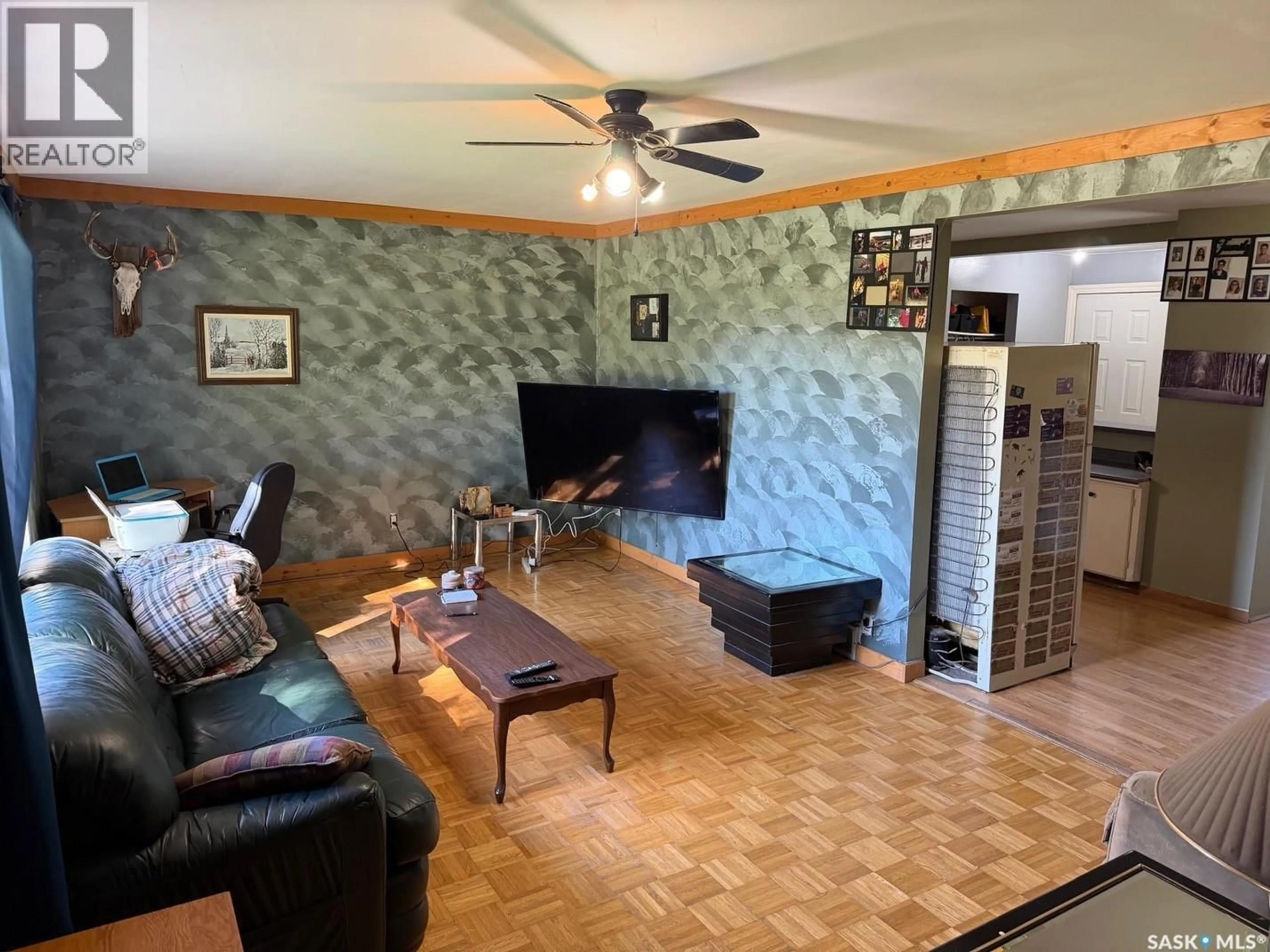Living room with furniture, unknown for 373 BROWNLEE AVENUE, Mclean Saskatchewan S0G3E0