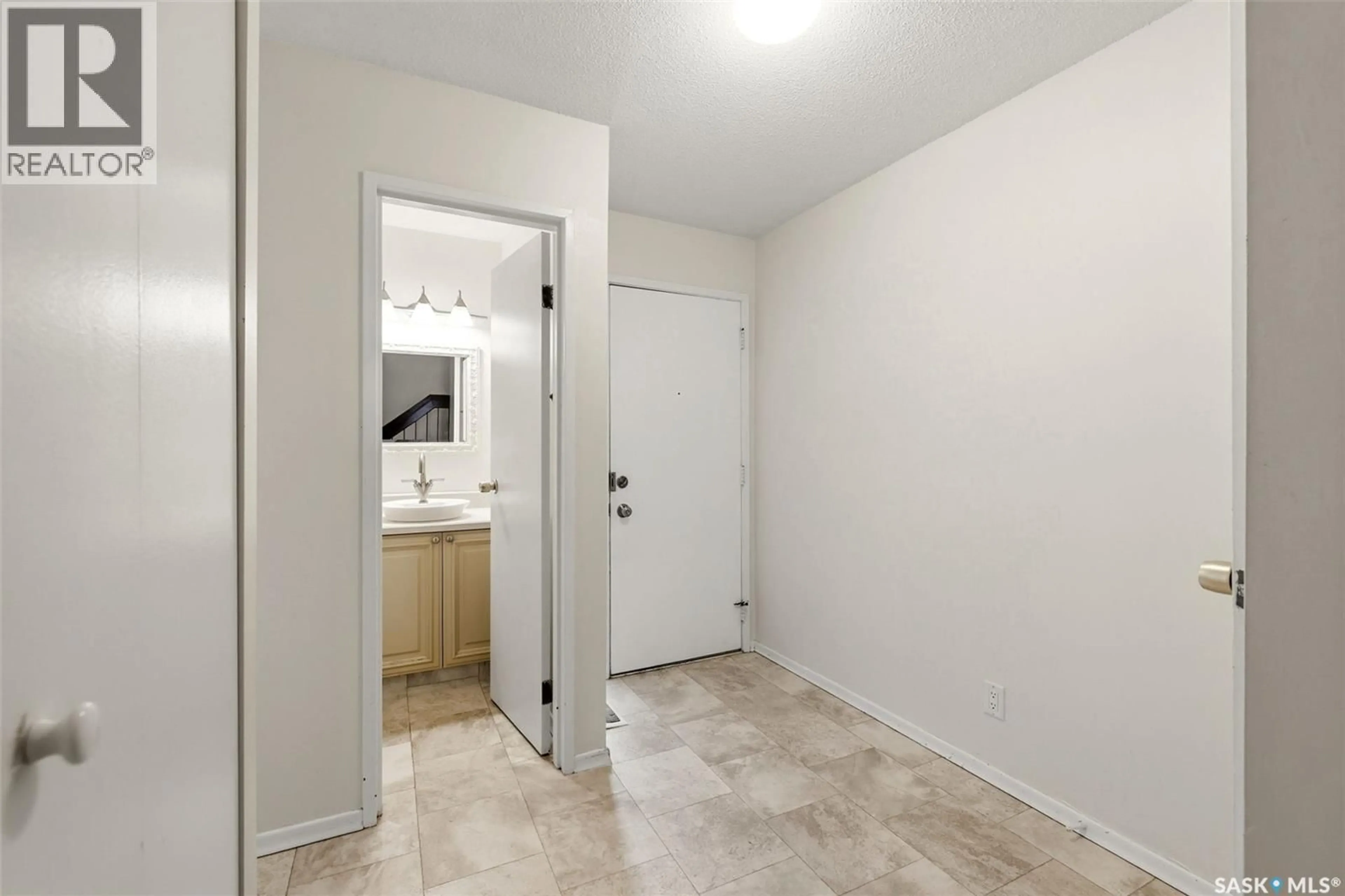 Unknown for 1508 JUBILEE AVENUE, Regina Saskatchewan S4S3T2