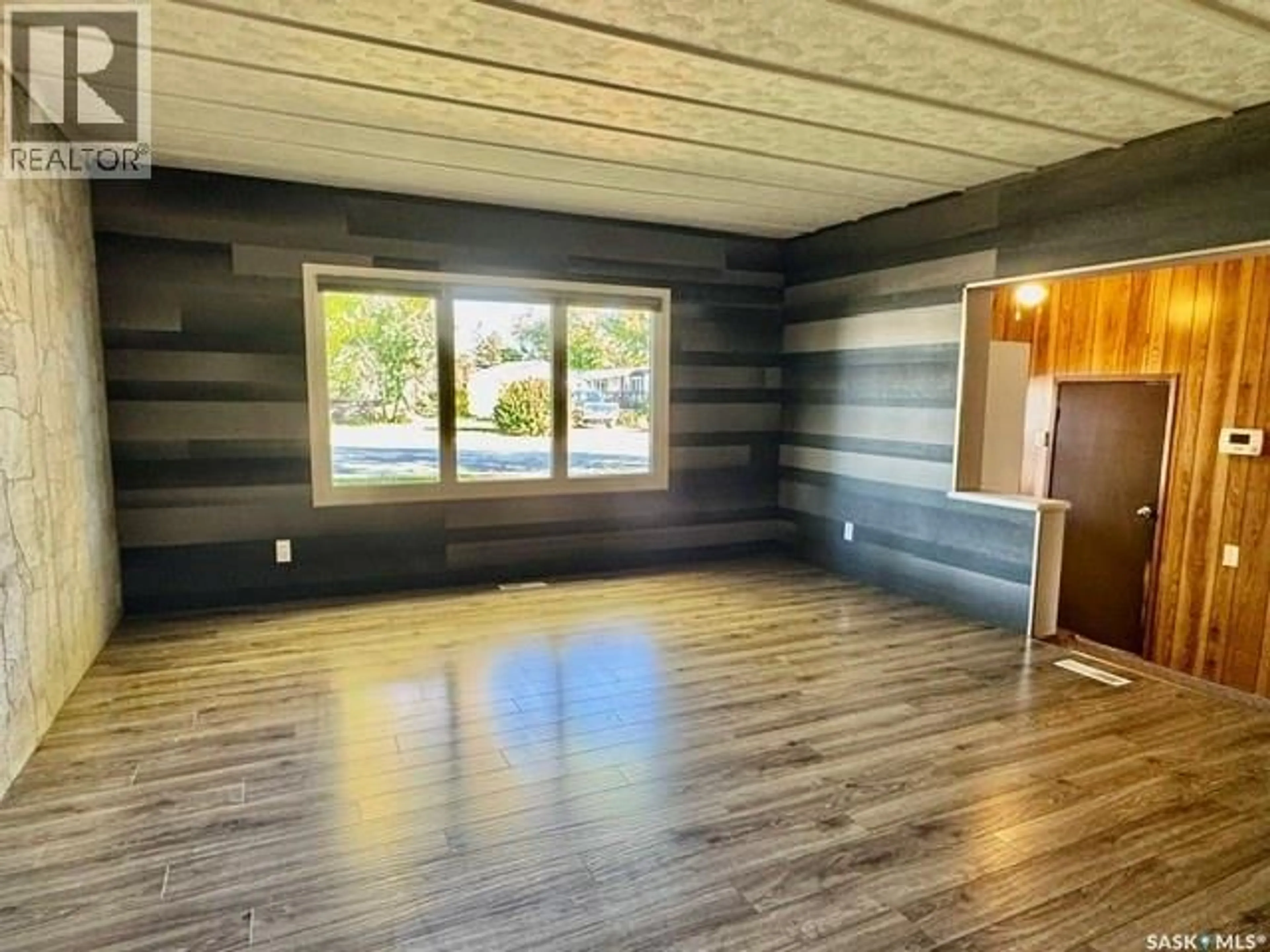 A pic of a room for 219 13TH STREET, Humboldt Saskatchewan S0K2A0
