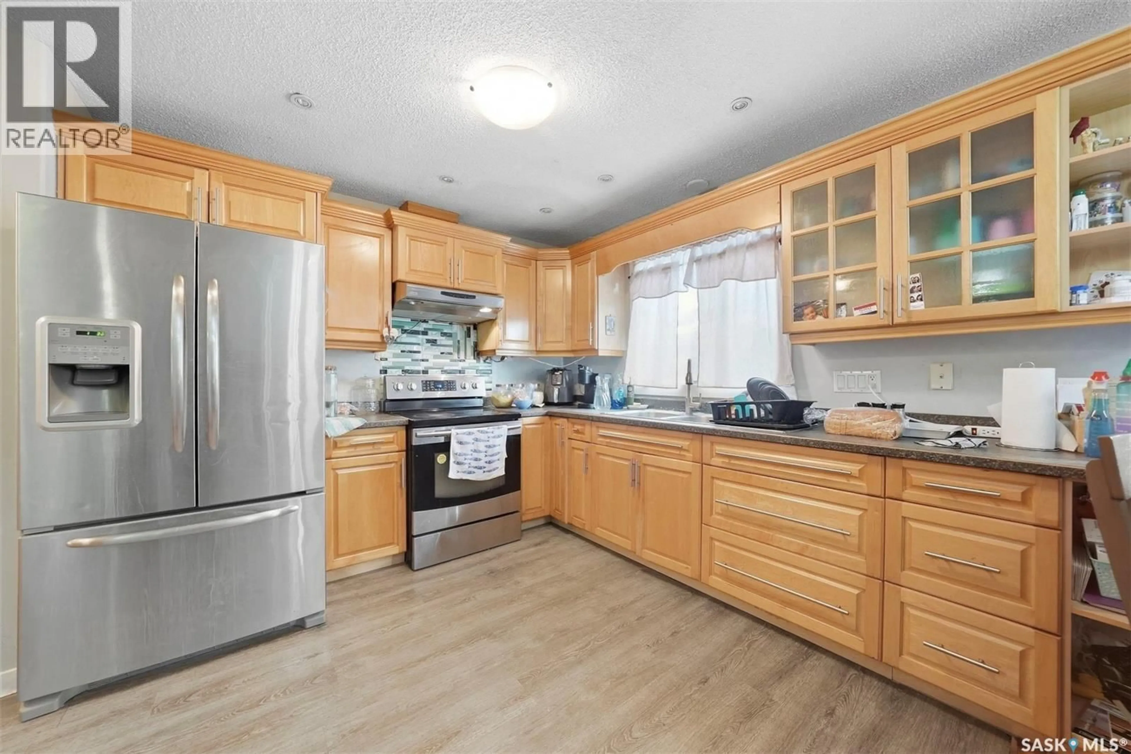 Standard kitchen, unknown for 234 WINNIPEG AVENUE, Saskatoon Saskatchewan S7M3M2