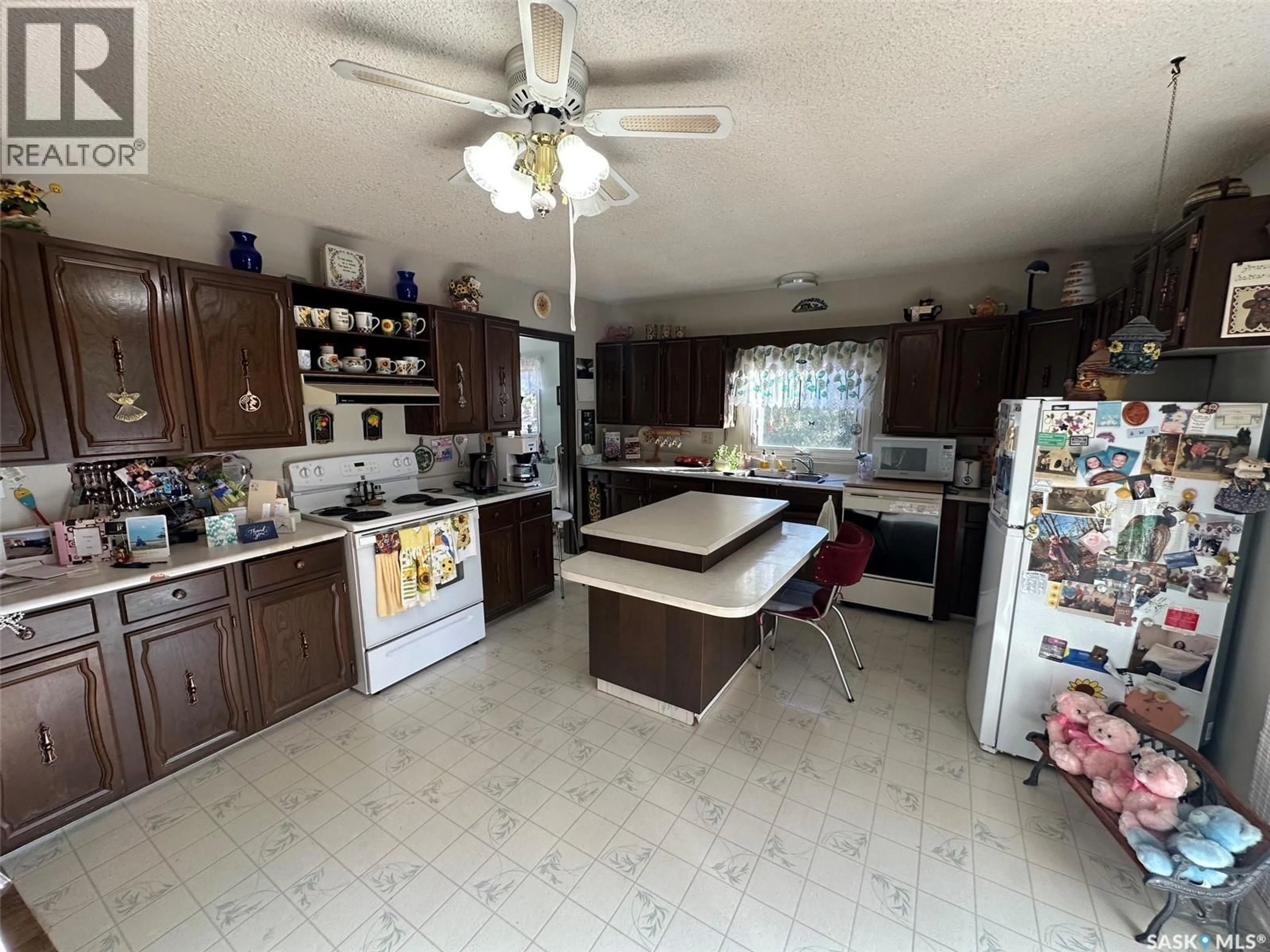 Unknown for 105 EMPIRE ROAD, Assiniboia Saskatchewan S0H0B0