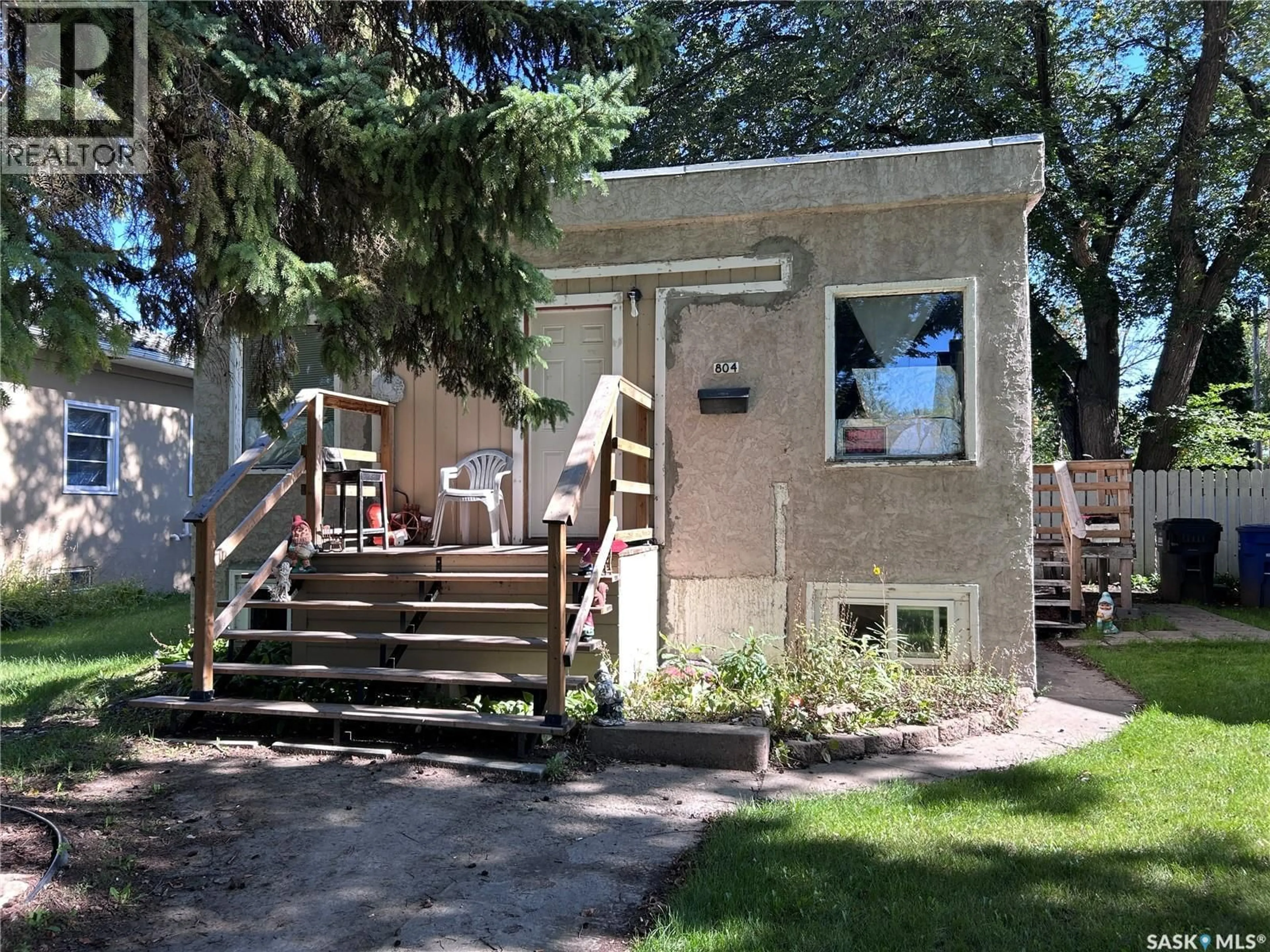 Unknown for 804 F AVENUE, Saskatoon Saskatchewan S7L1W5