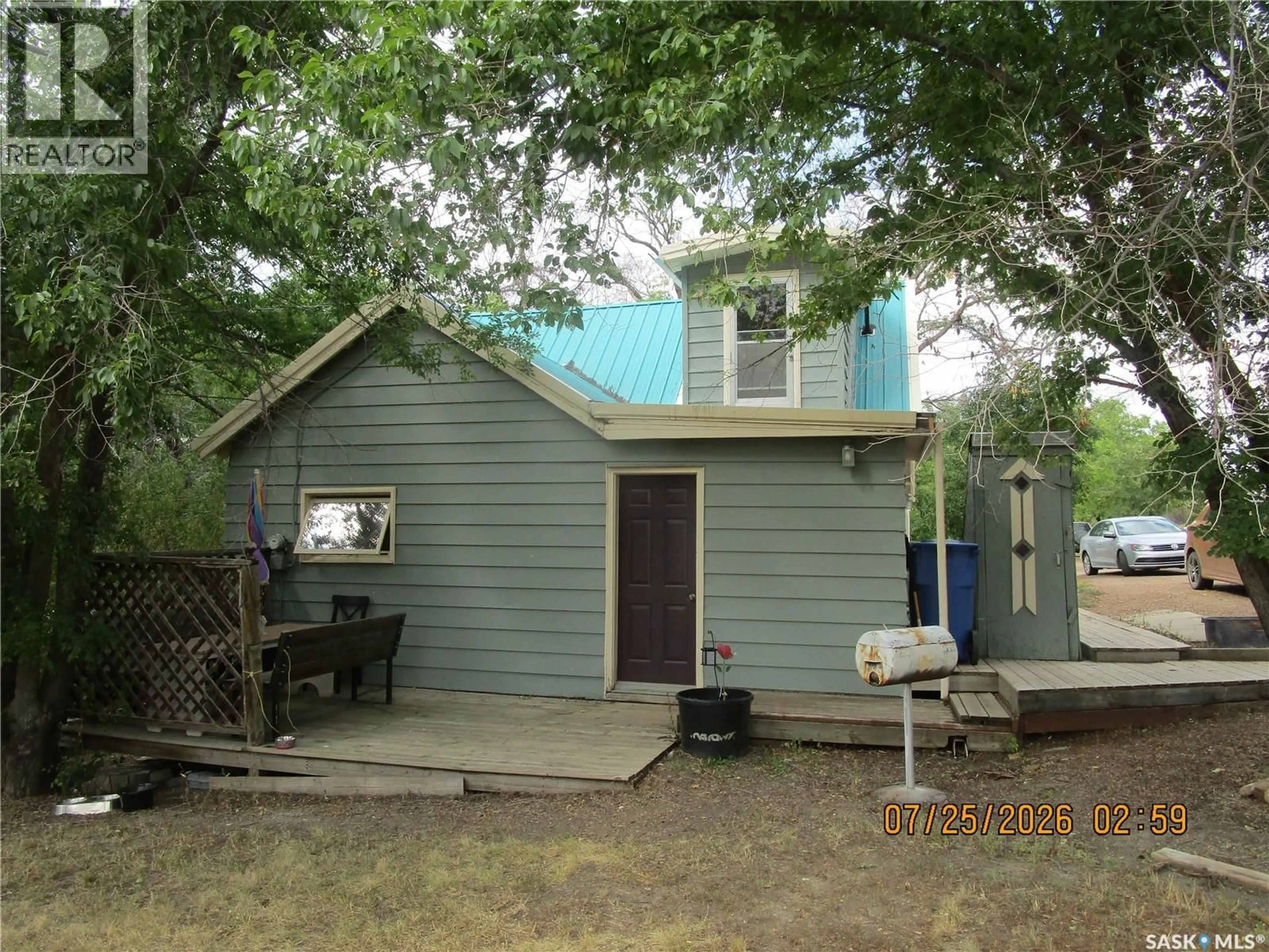 Shed for 3005 3RD STREET, Rockglen Saskatchewan S0H3R0
