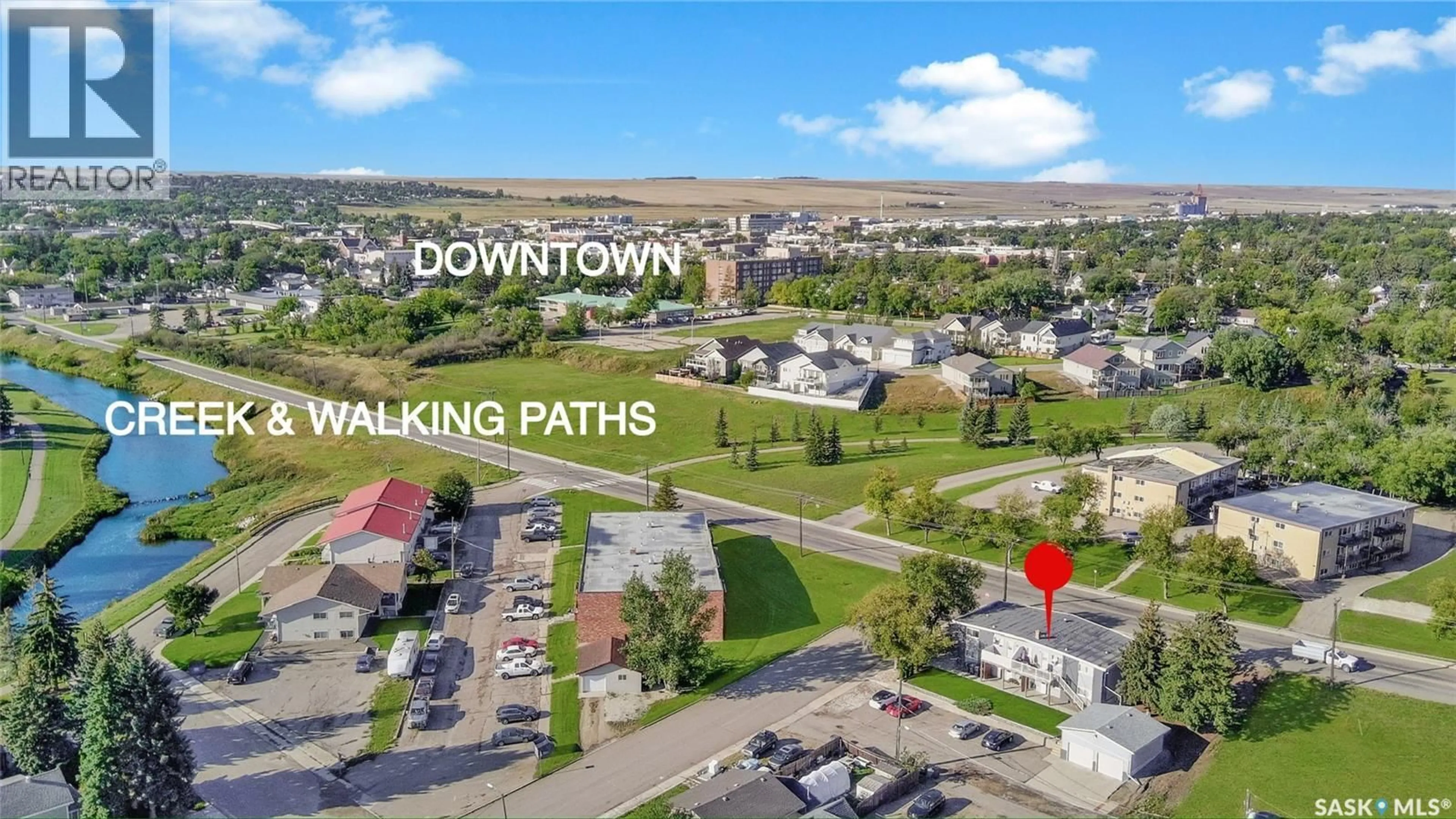 A pic from outside/outdoor area/front of a property/back of a property/a pic from drone, unknown for 601 6TH AVENUE, Swift Current Saskatchewan S9H2M5