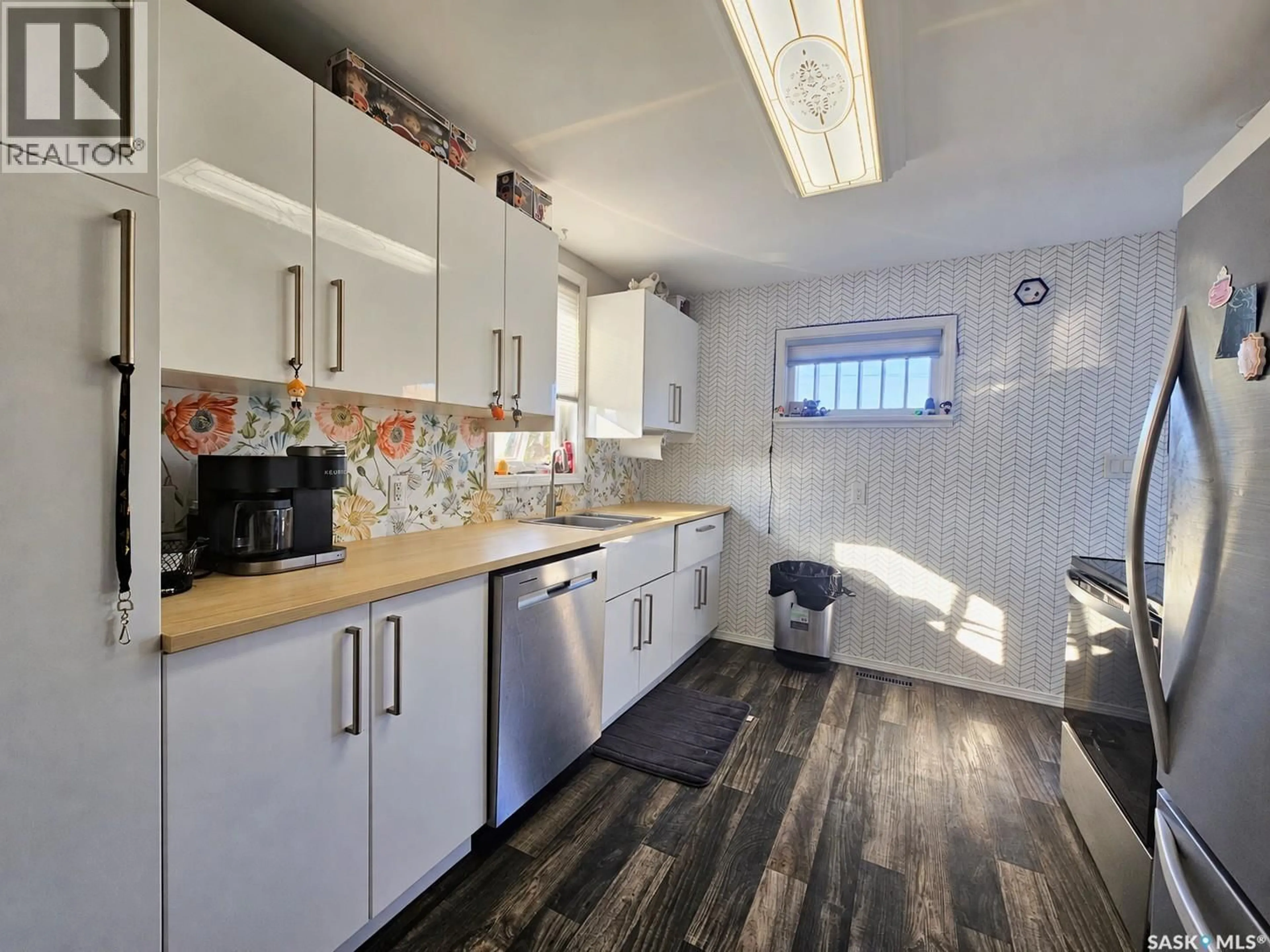 Standard kitchen, unknown for 192 23RD STREET, Battleford Saskatchewan S0M0E0