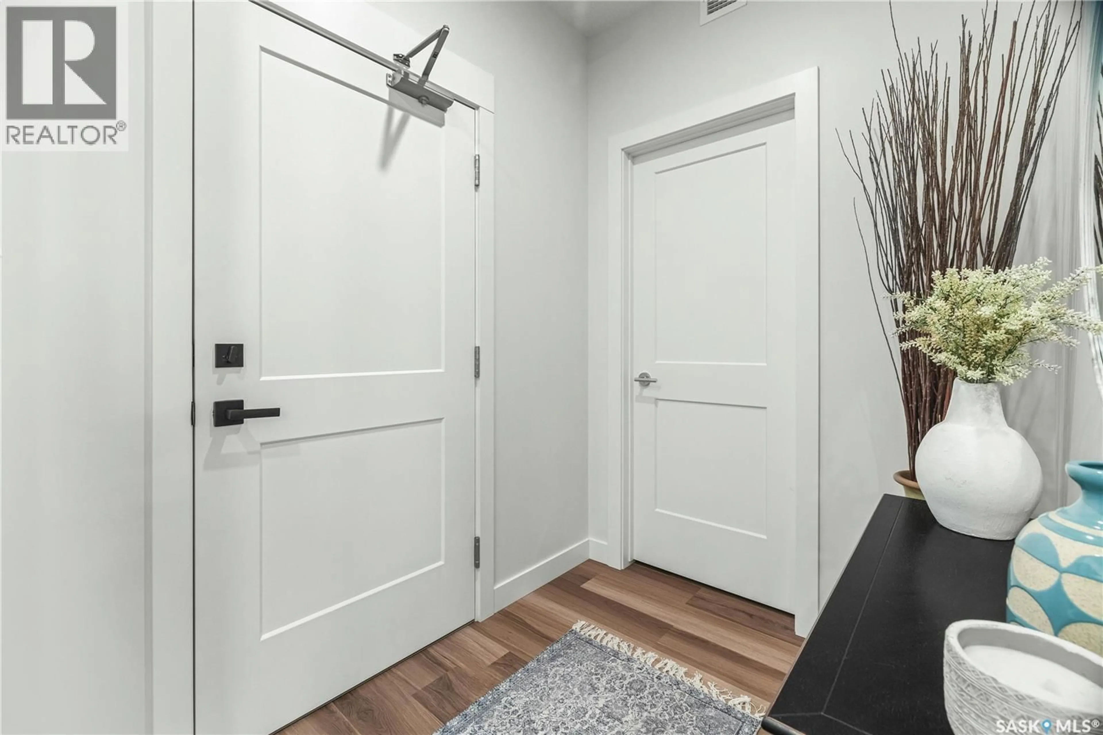 Indoor entryway for 317 - 3581 EVANS COURT, Regina Saskatchewan S4S7A3