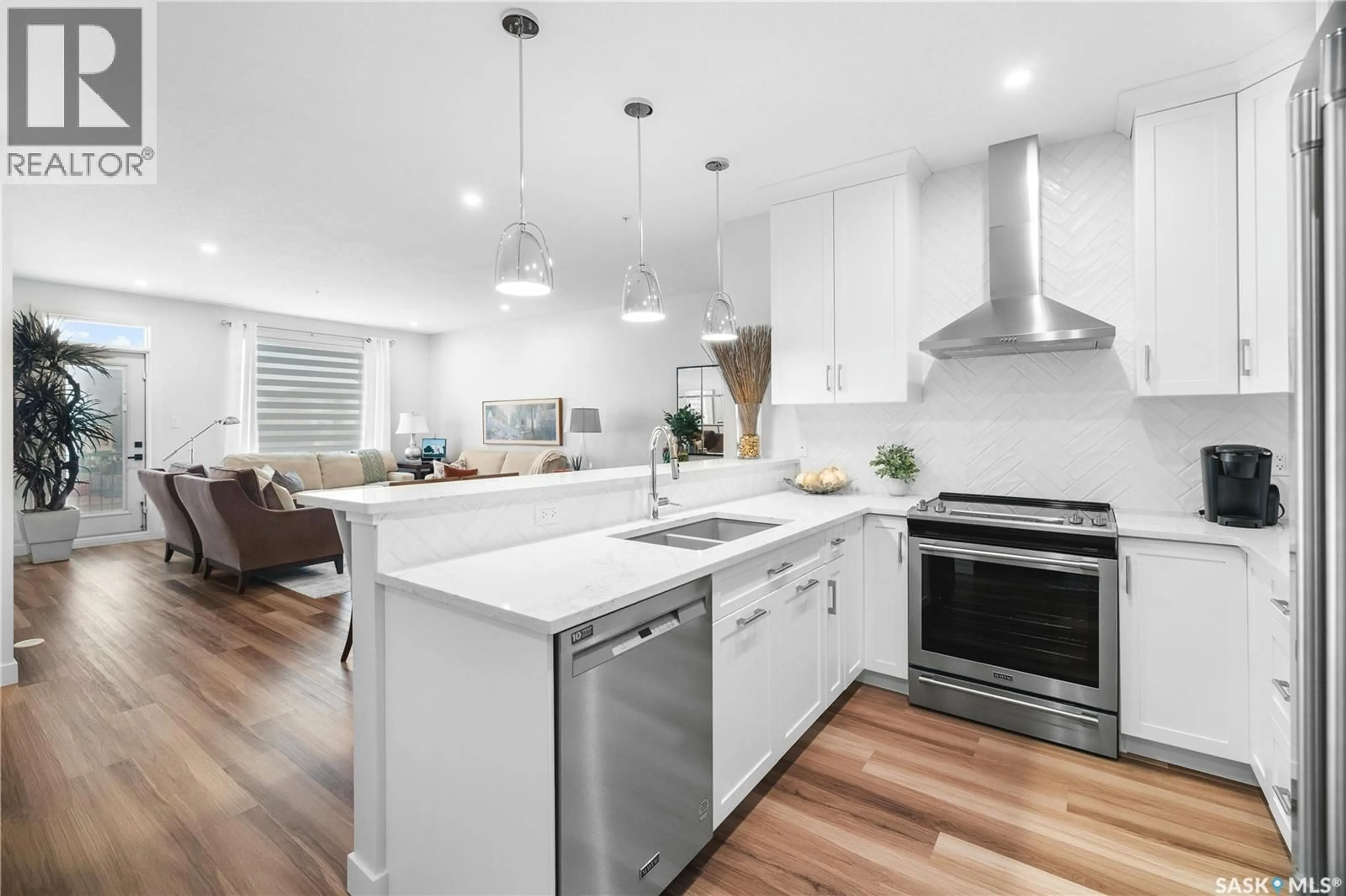 Open concept kitchen, unknown for 317 - 3581 EVANS COURT, Regina Saskatchewan S4S7A3
