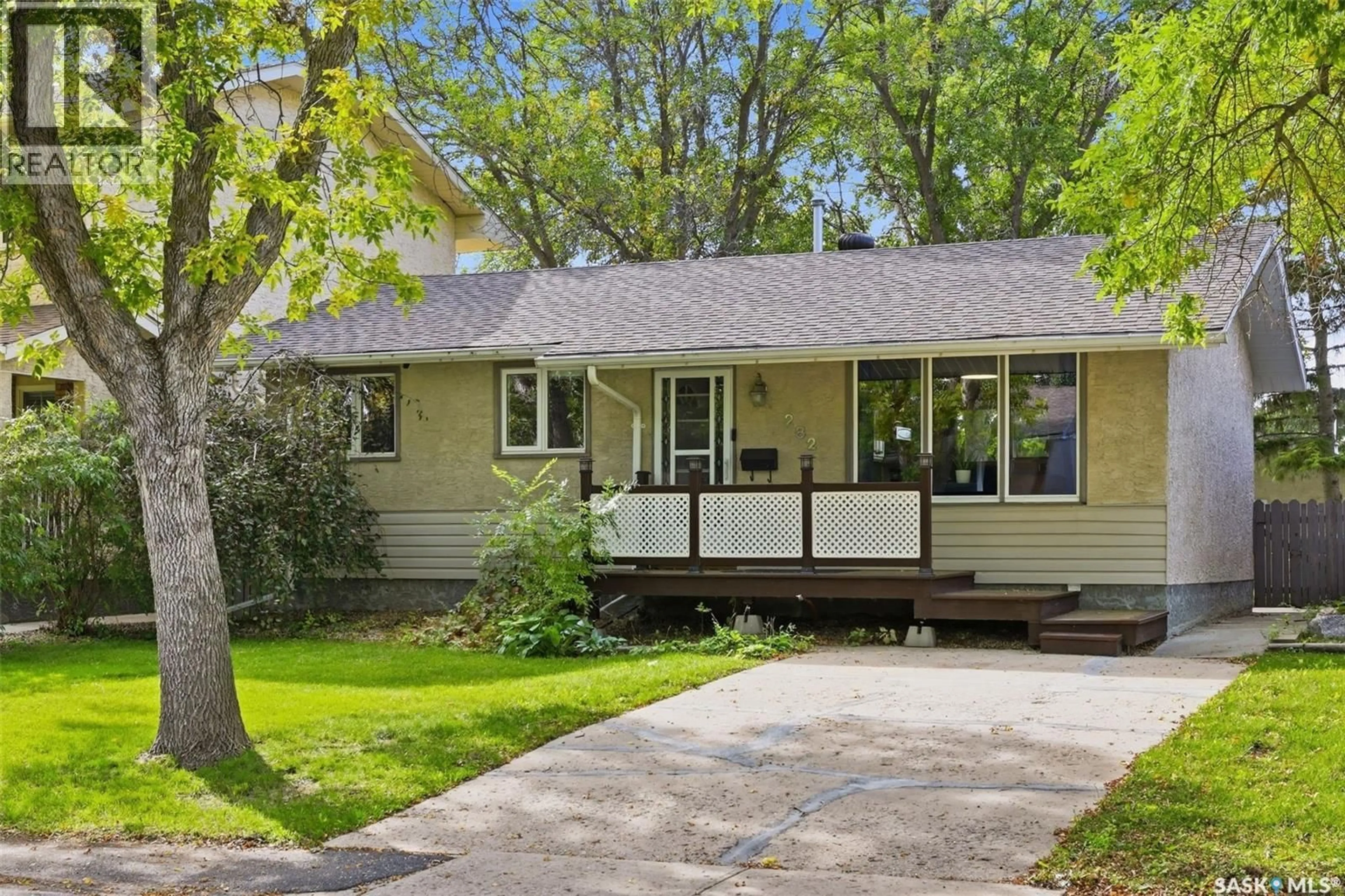 Home with vinyl exterior material, street for 282 TRUDELLE CRESCENT, Regina Saskatchewan S4T6T5