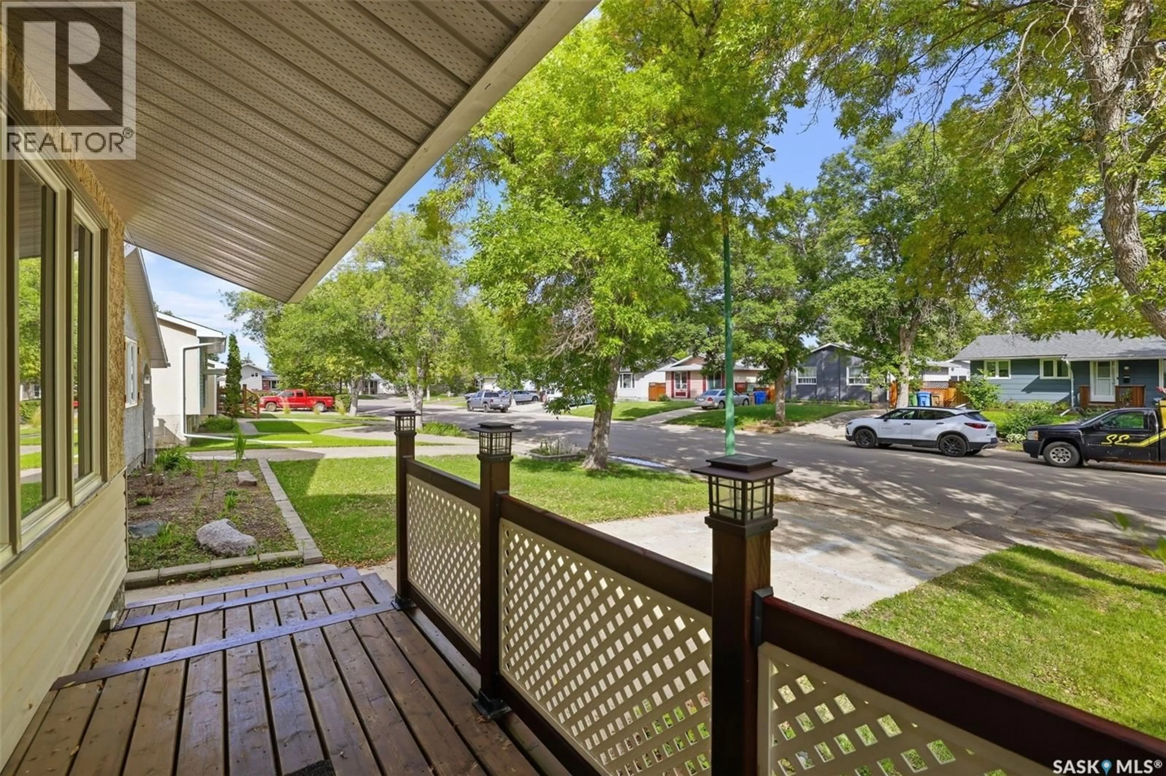 Patio, street for 282 TRUDELLE CRESCENT, Regina Saskatchewan S4T6T5