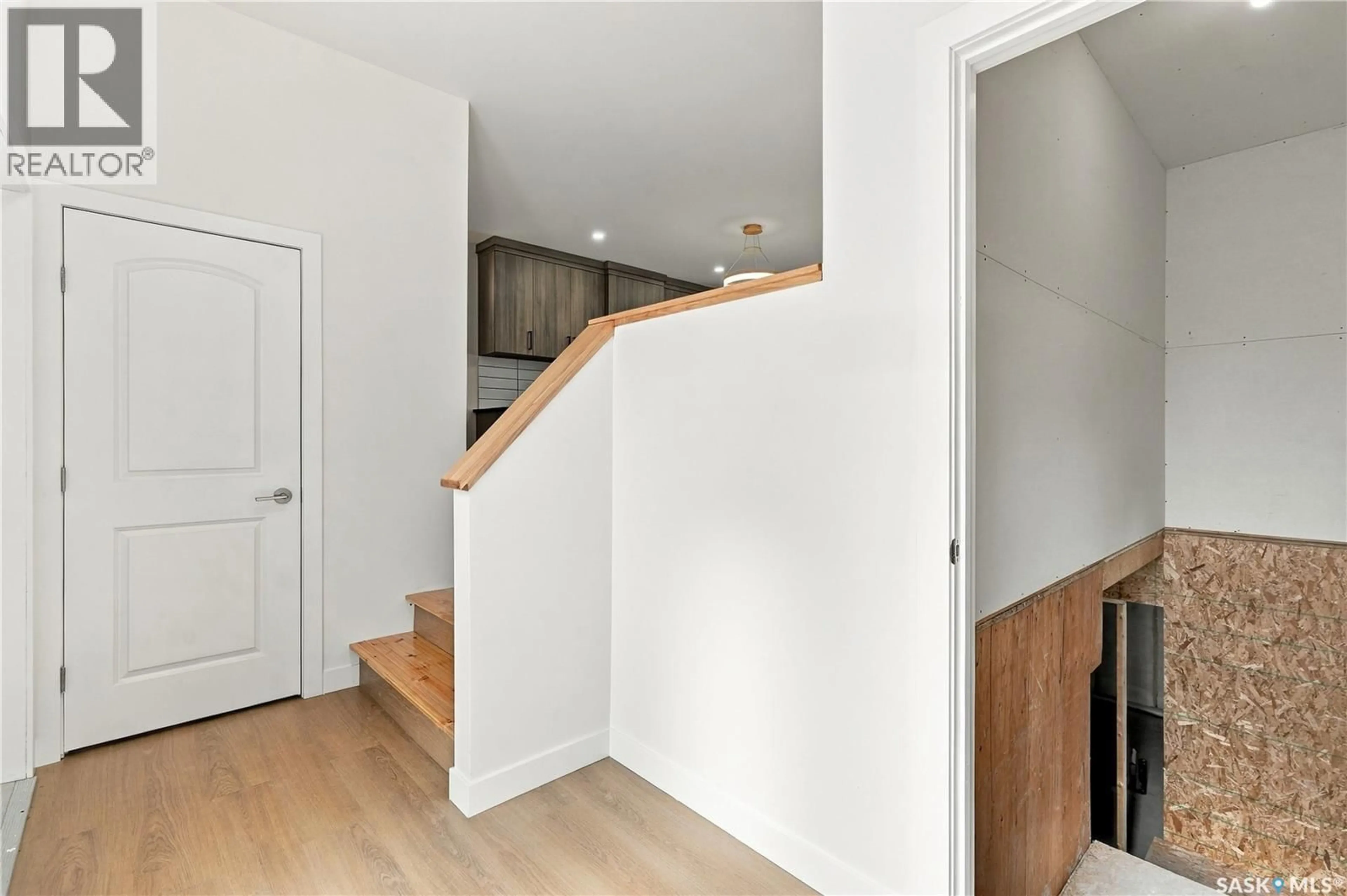 Indoor entryway for 522 ASSINIBOIA STREET, Balgonie Saskatchewan S0G0E0