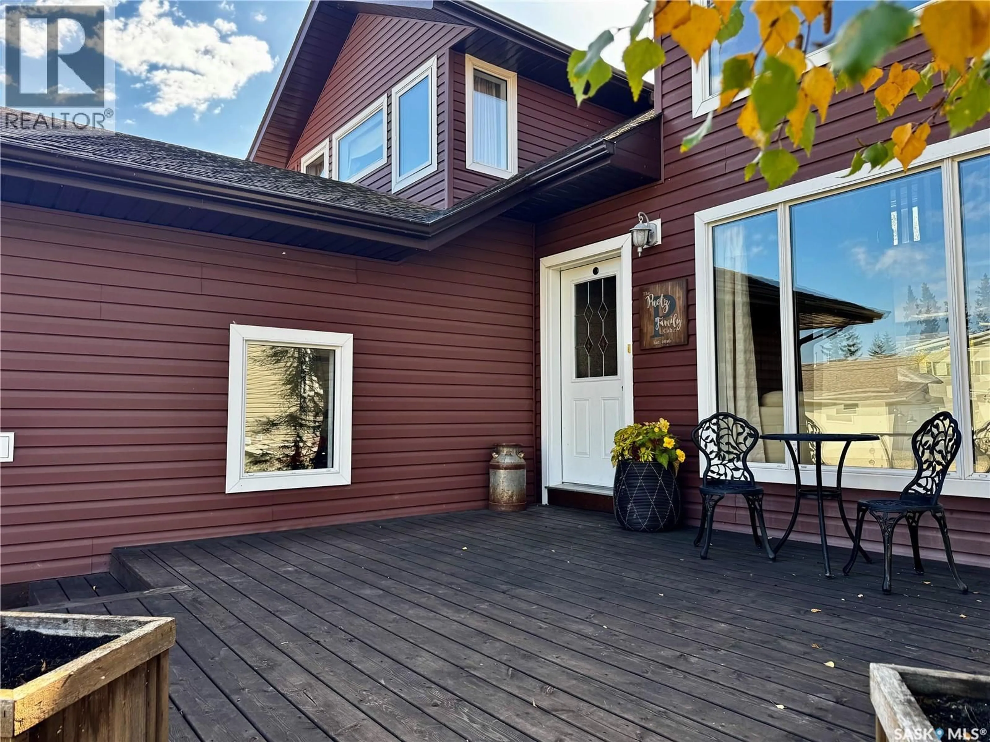Home with vinyl exterior material, unknown for 6 ISLANDER DRIVE, Candle Lake Saskatchewan S0J3E0