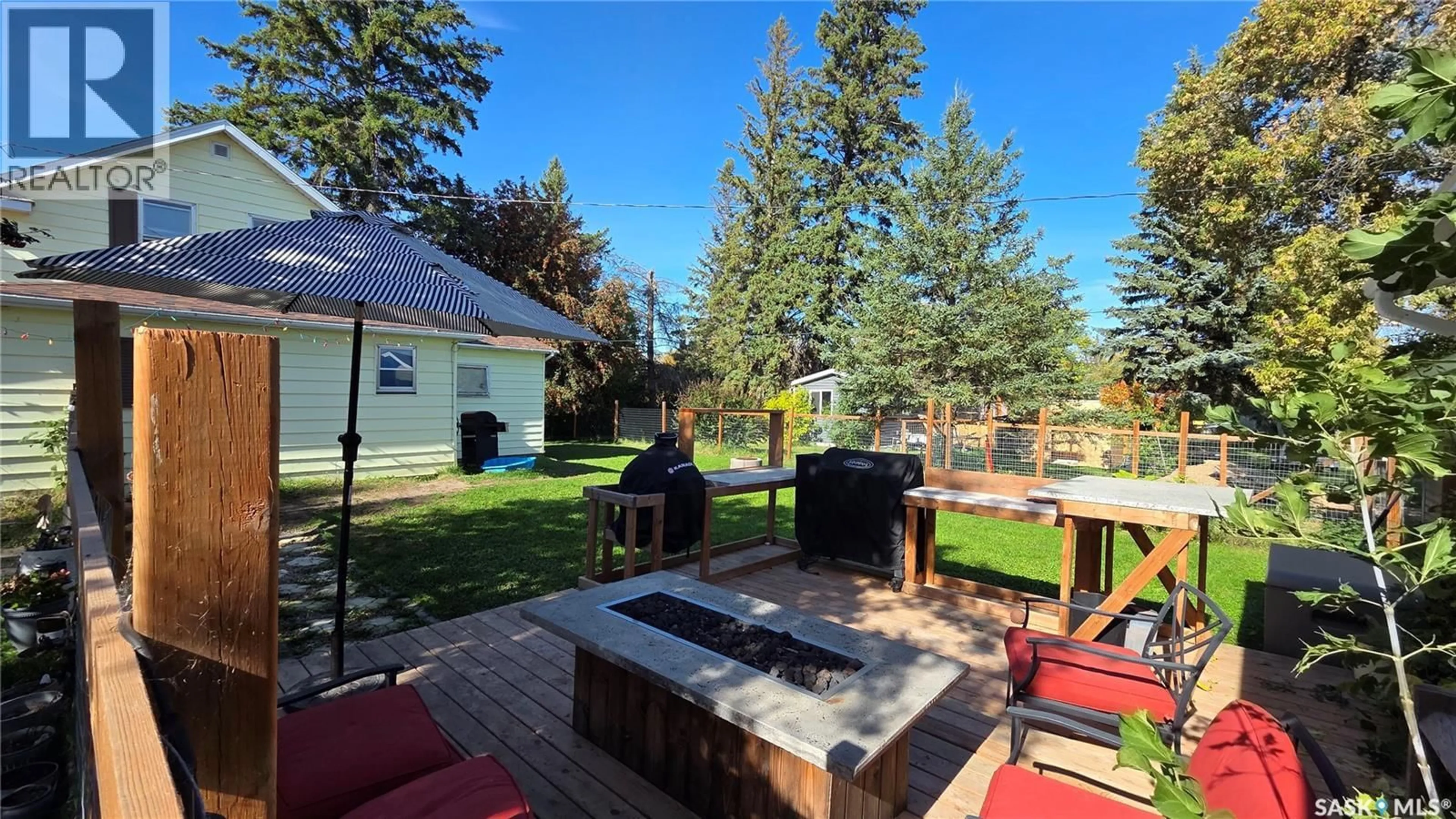 Patio, street for 326 4TH STREET, Star City Saskatchewan S0E1P0