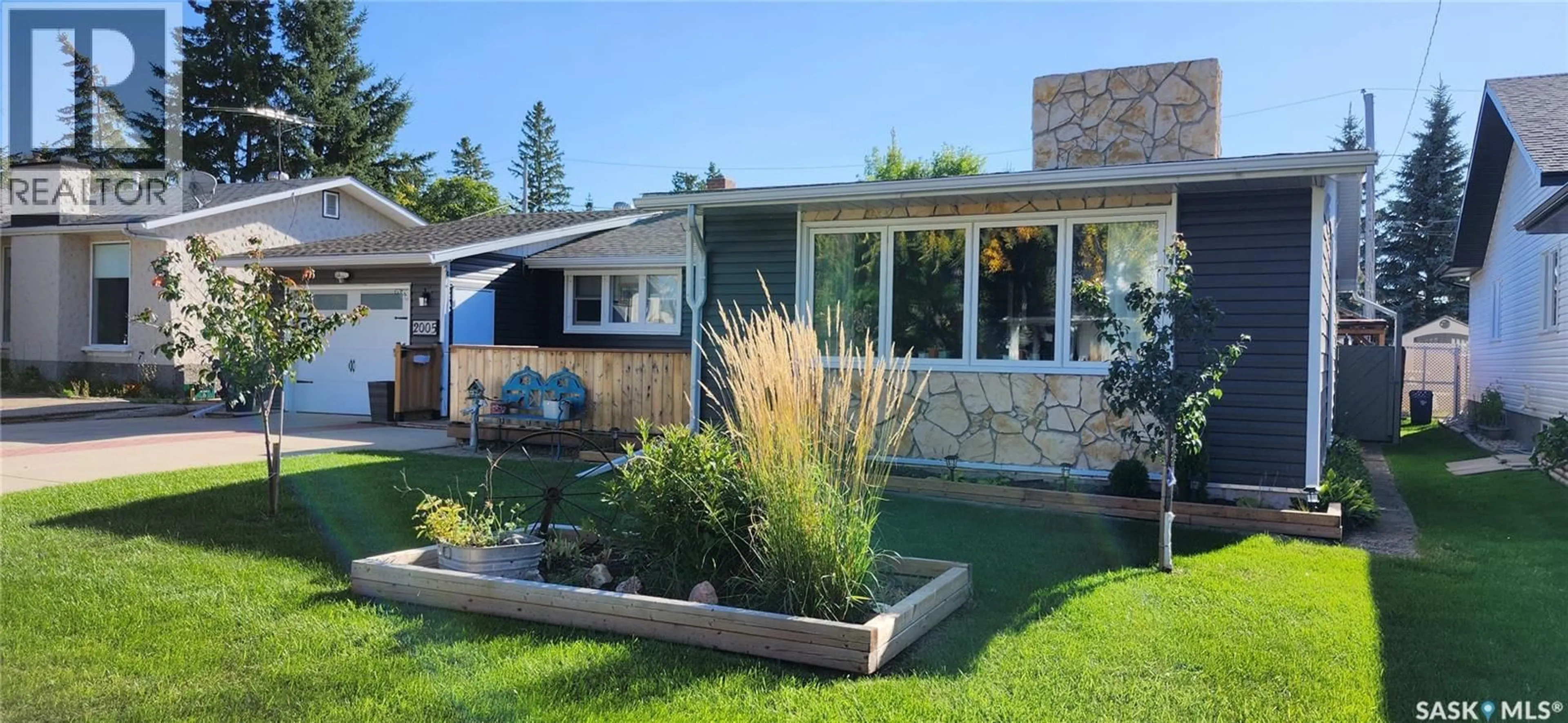 Home with vinyl exterior material, unknown for 2005 8TH STREET, Rosthern Saskatchewan S0K3R0