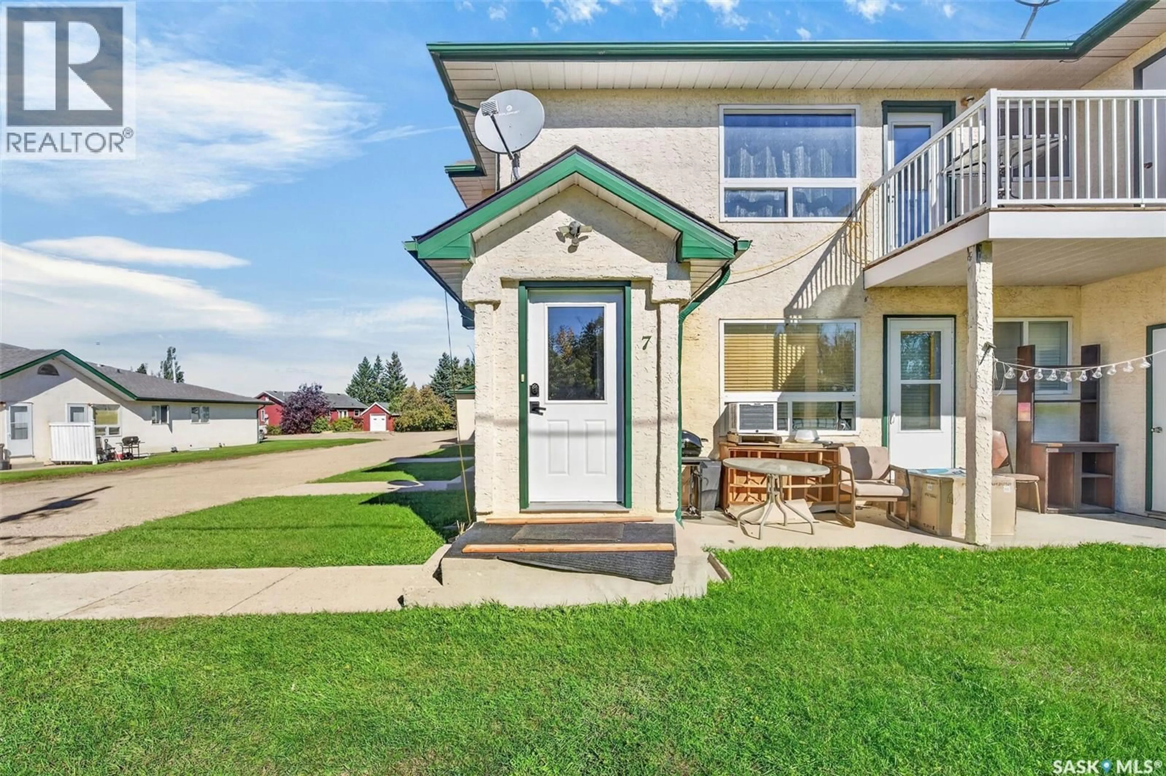 Home with vinyl exterior material, unknown for S - 7 315 3RD AVENUE, St. Brieux Saskatchewan S0K3V0