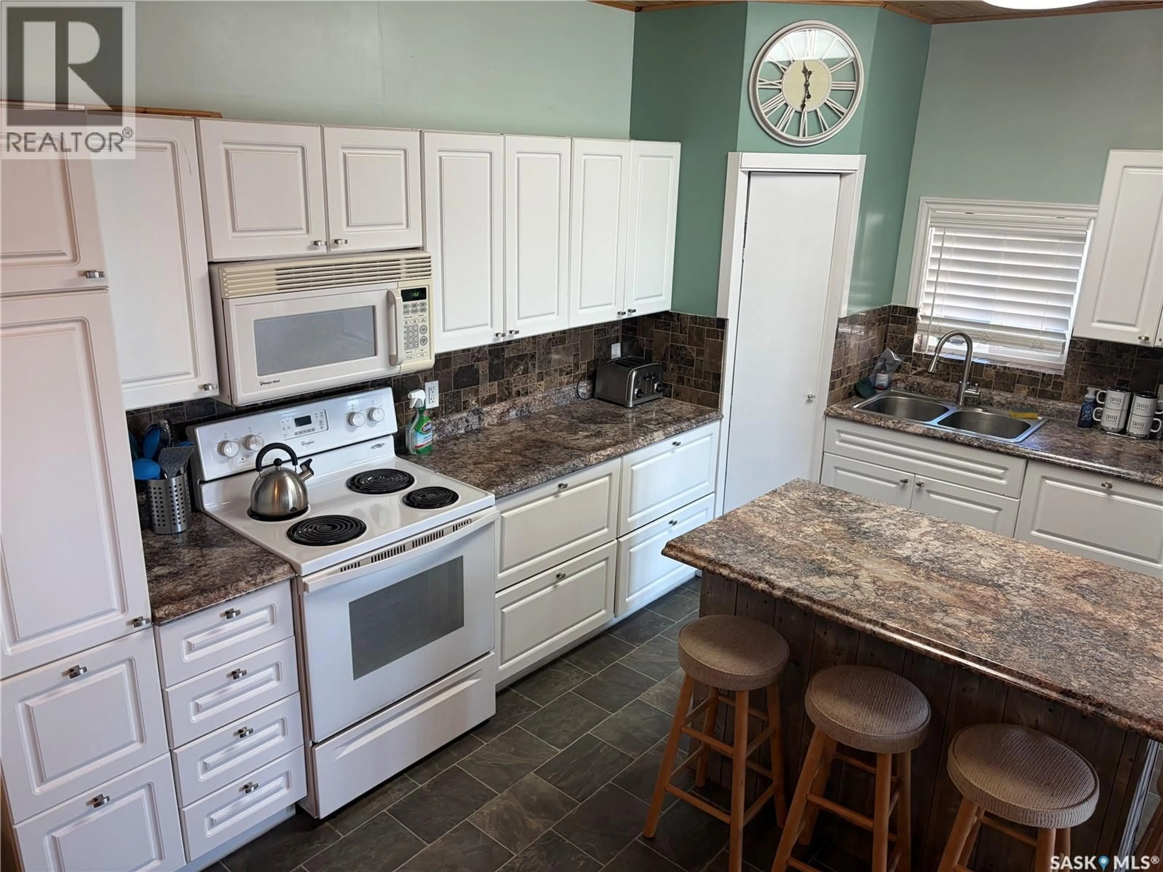 Unknown for 316 LAKESHORE ROAD, Leslie Beach Saskatchewan S0A1A0