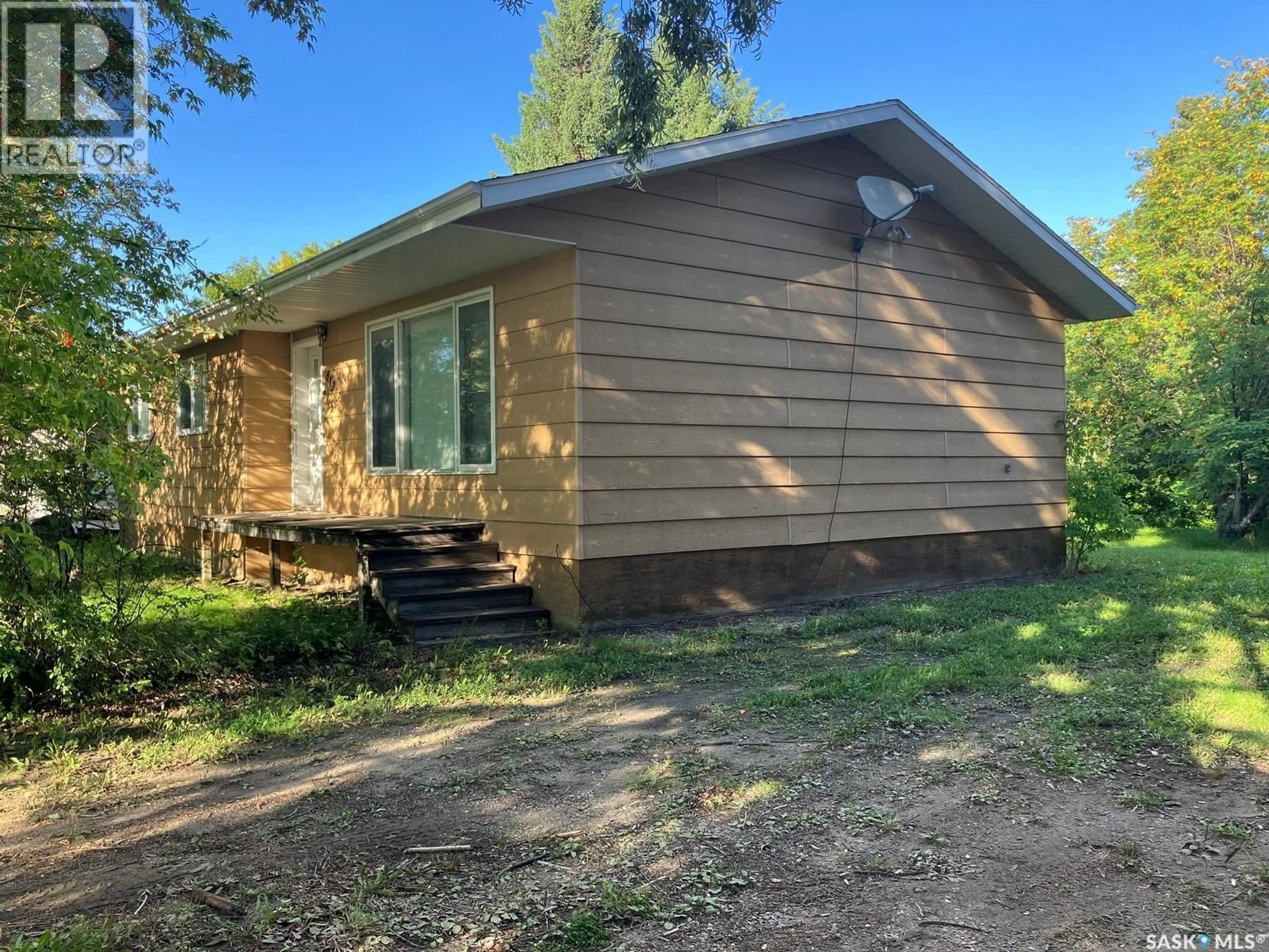 Home with vinyl exterior material, unknown for 412 GULOIEN AVENUE, White Fox Saskatchewan S0J3B0