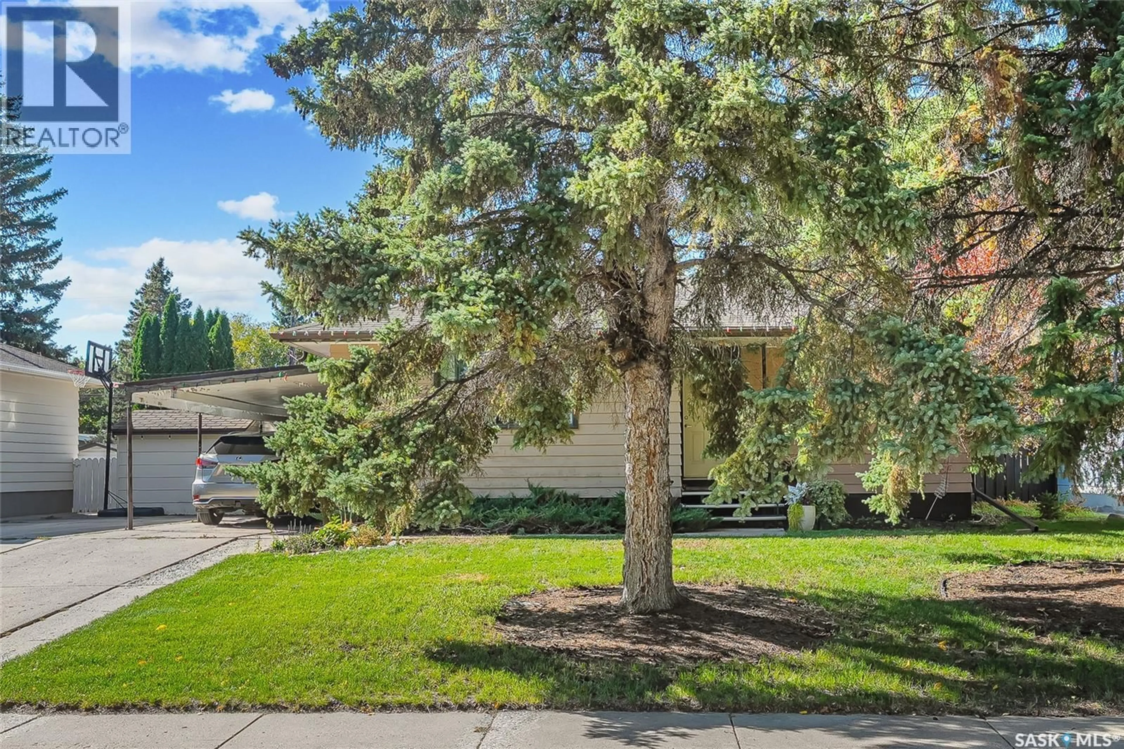 Unknown for 2518 EWART AVENUE, Saskatoon Saskatchewan S7J1Y8