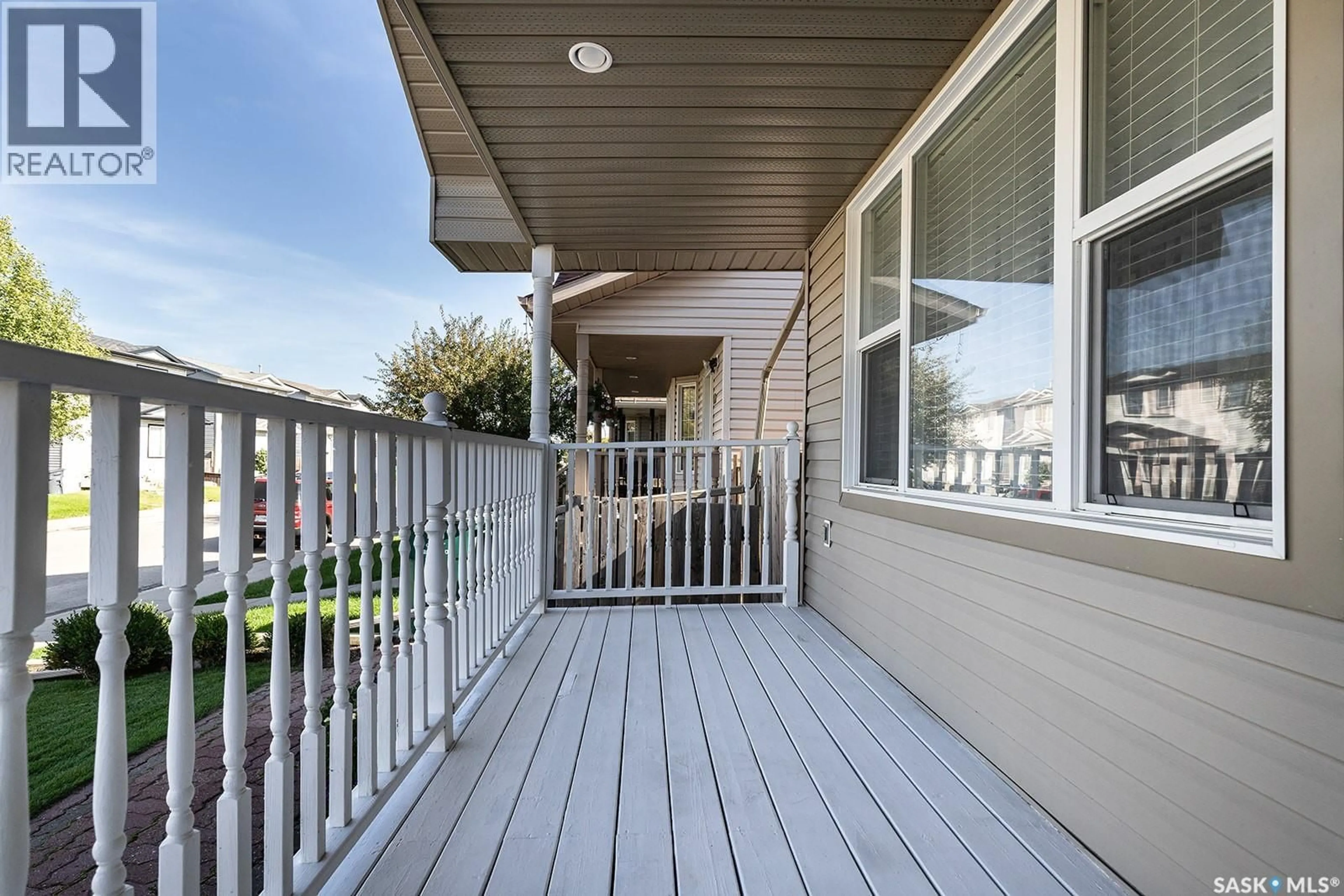 Patio, street for 163 BLAKENEY CRESCENT, Saskatoon Saskatchewan S7L7N5