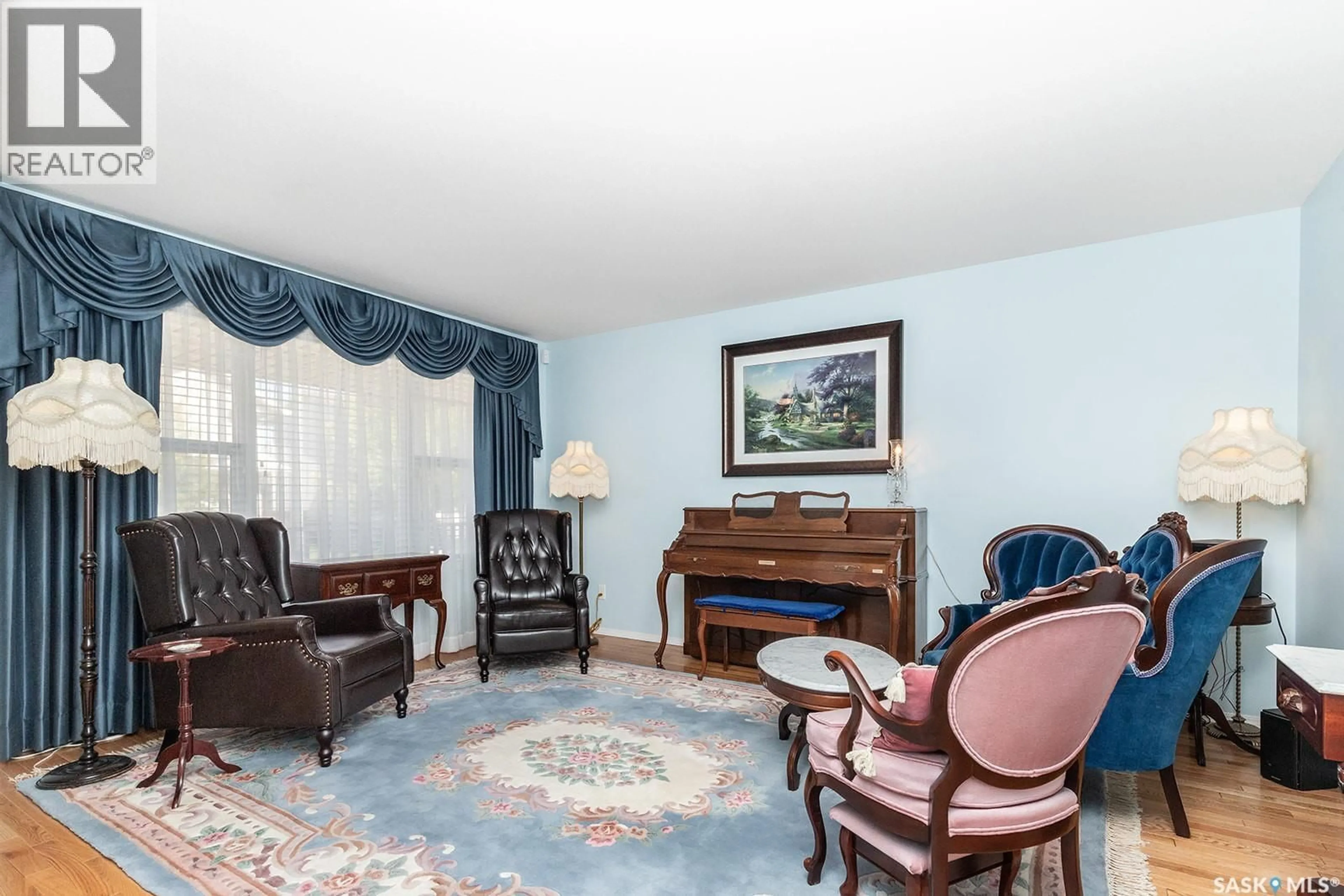 Living room with furniture, unknown for 163 BLAKENEY CRESCENT, Saskatoon Saskatchewan S7L7N5