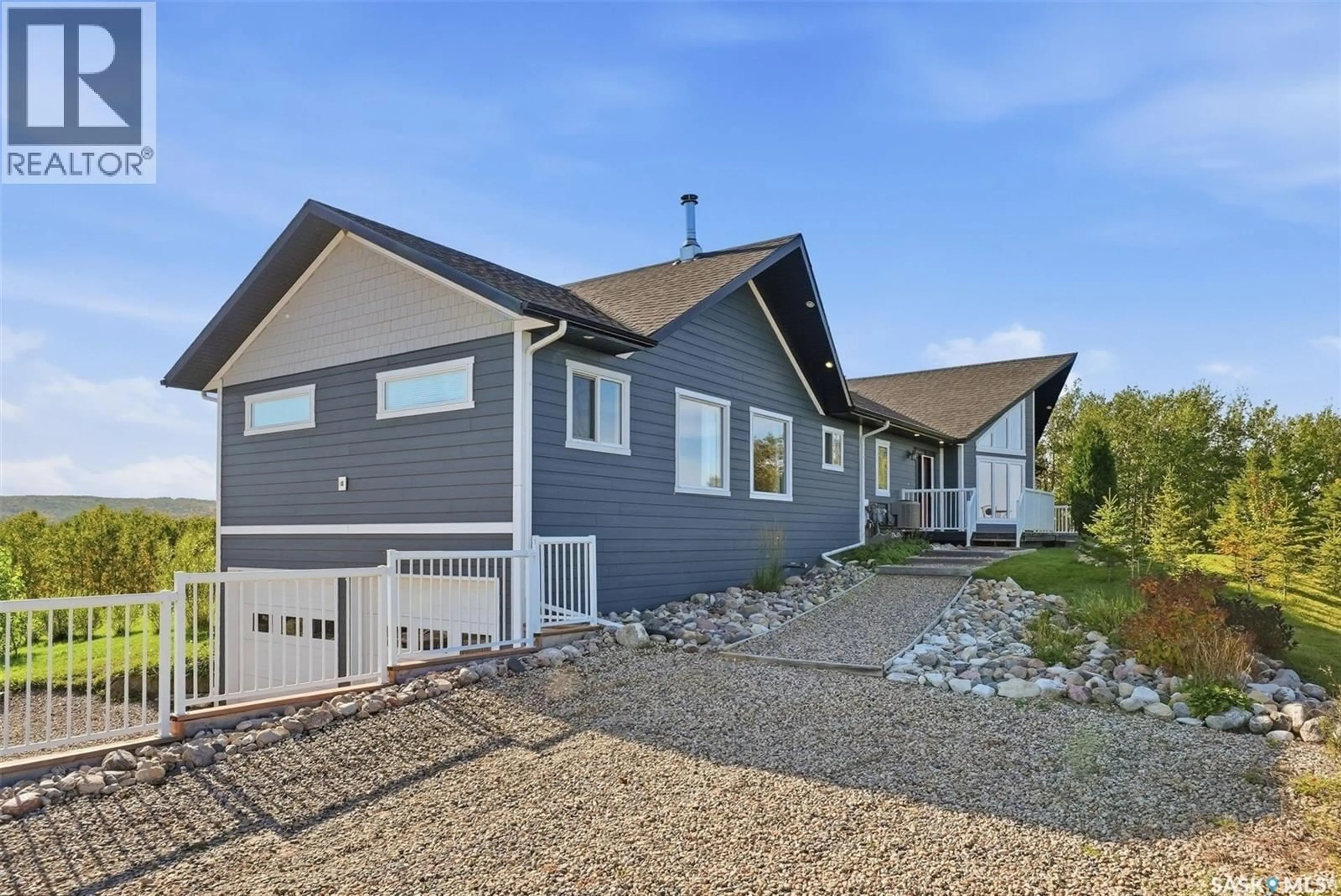 Home with vinyl exterior material, street for THICKWOOD VISTA RIDGE, D'Amour Lake Saskatchewan S0J1M0
