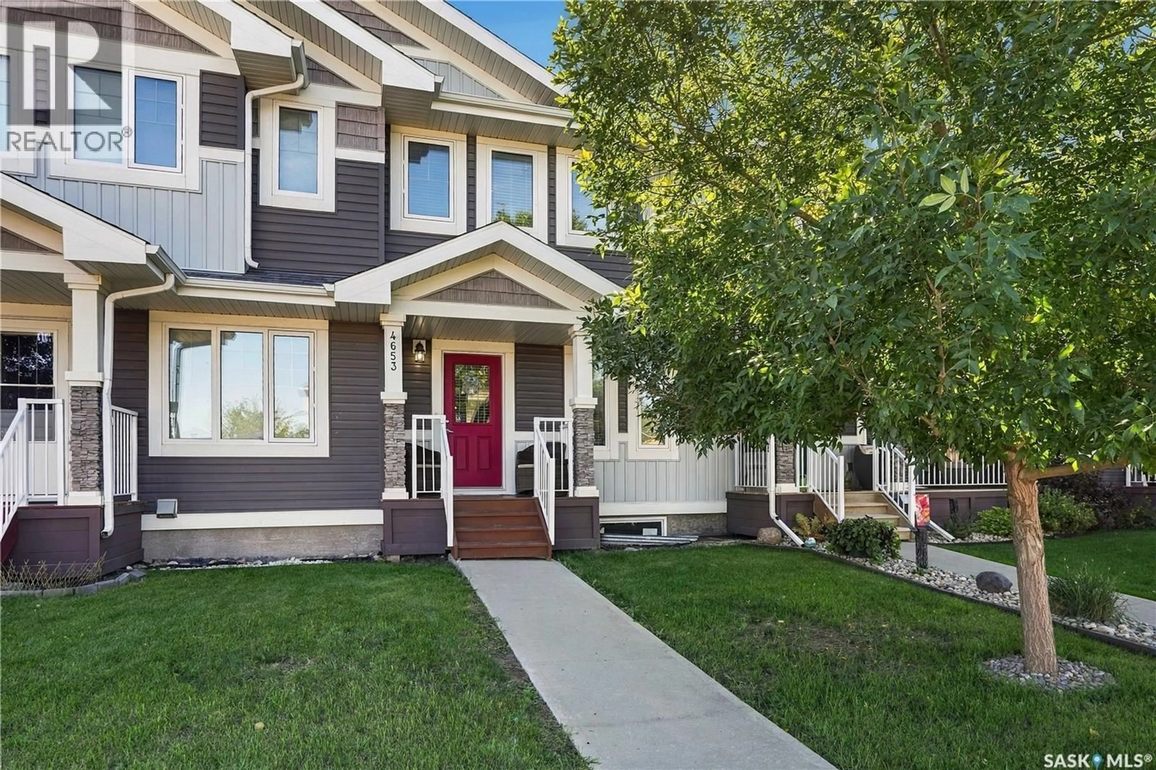 Home with vinyl exterior material, street for 4653 PRIMROSE GREEN DRIVE, Regina Saskatchewan S4V3K8