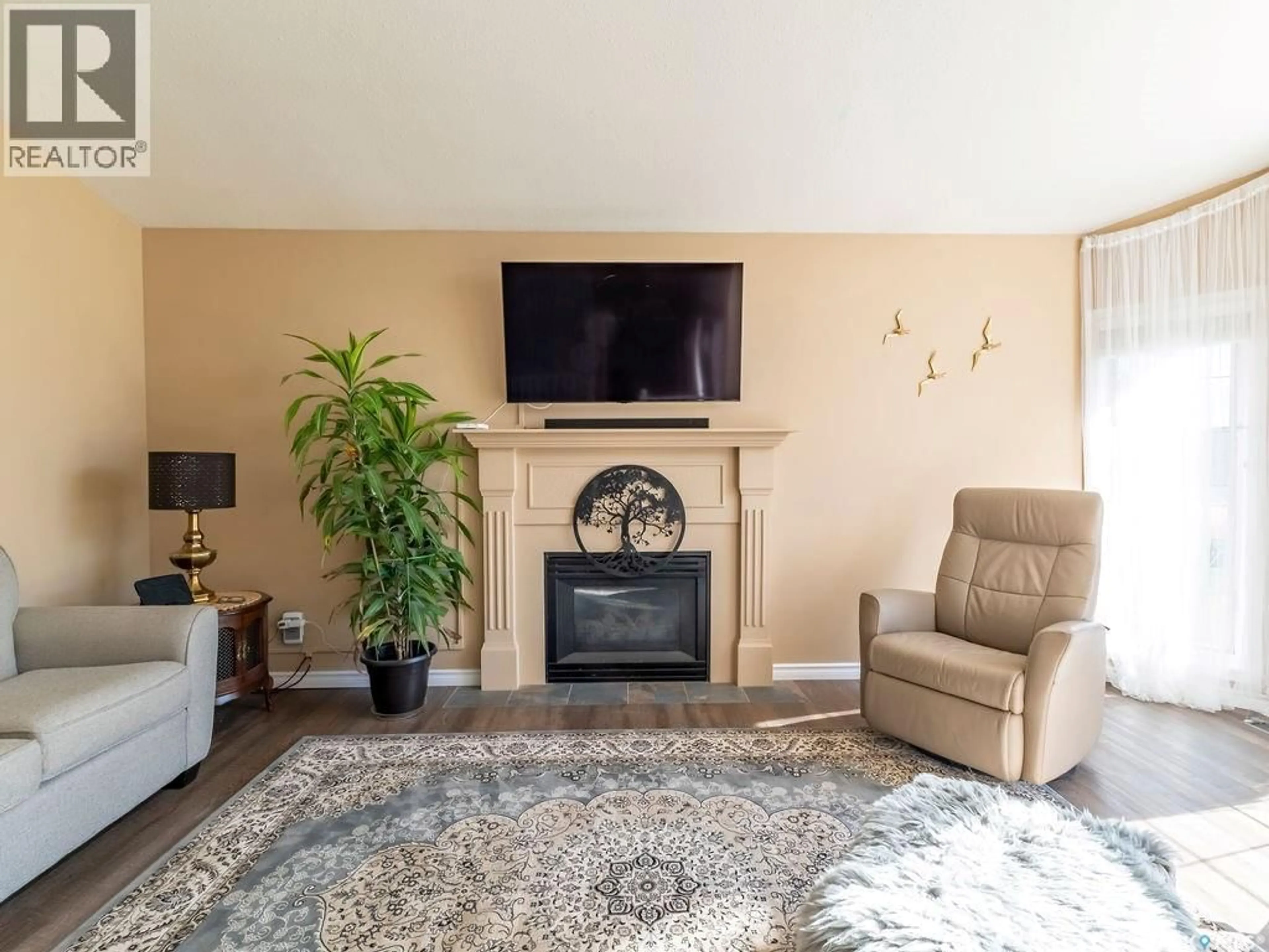 Living room with furniture, unknown for 412 4TH STREET, Warman Saskatchewan S0K4S0
