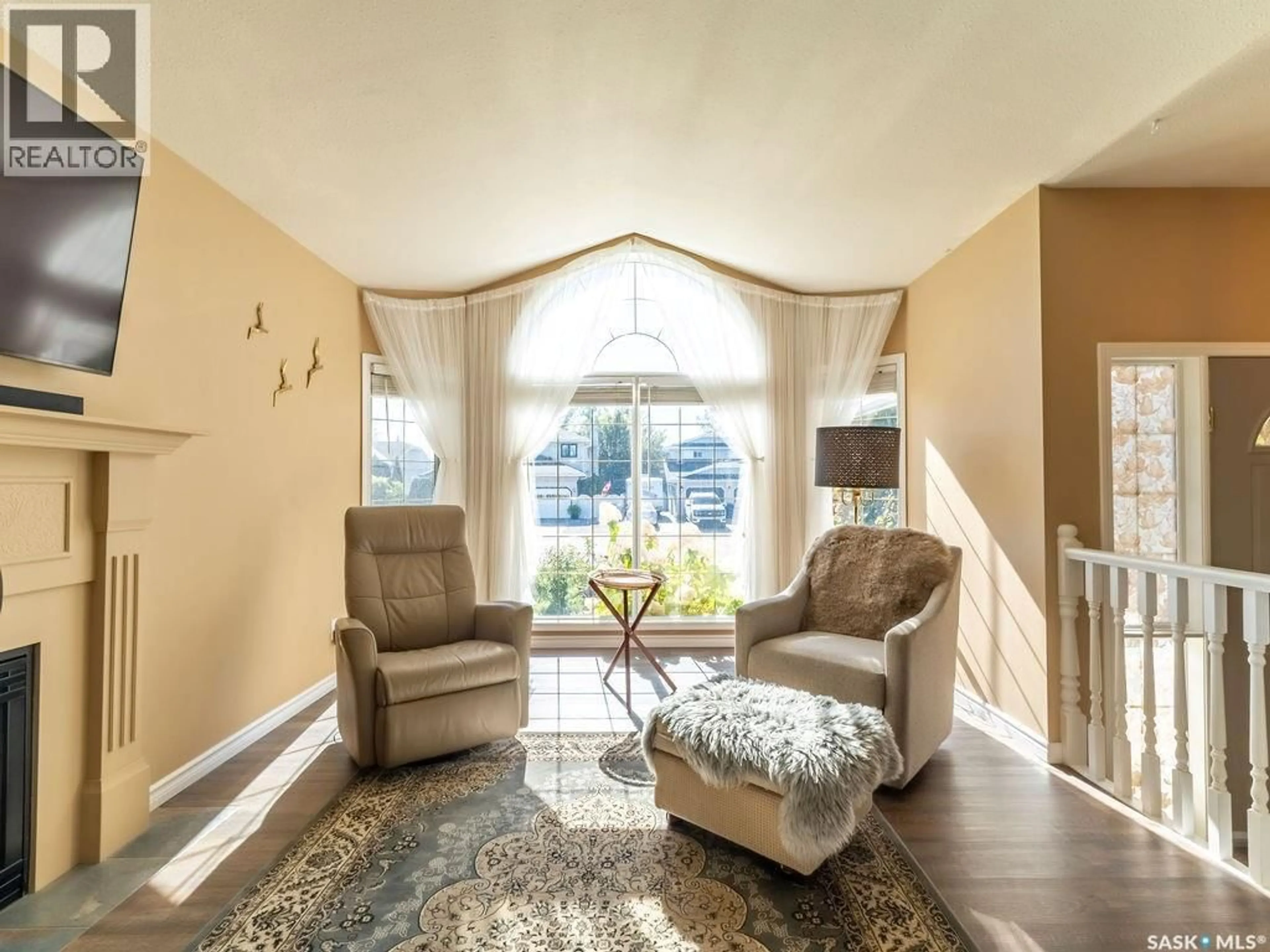 Living room with furniture, unknown for 412 4TH STREET, Warman Saskatchewan S0K4S0