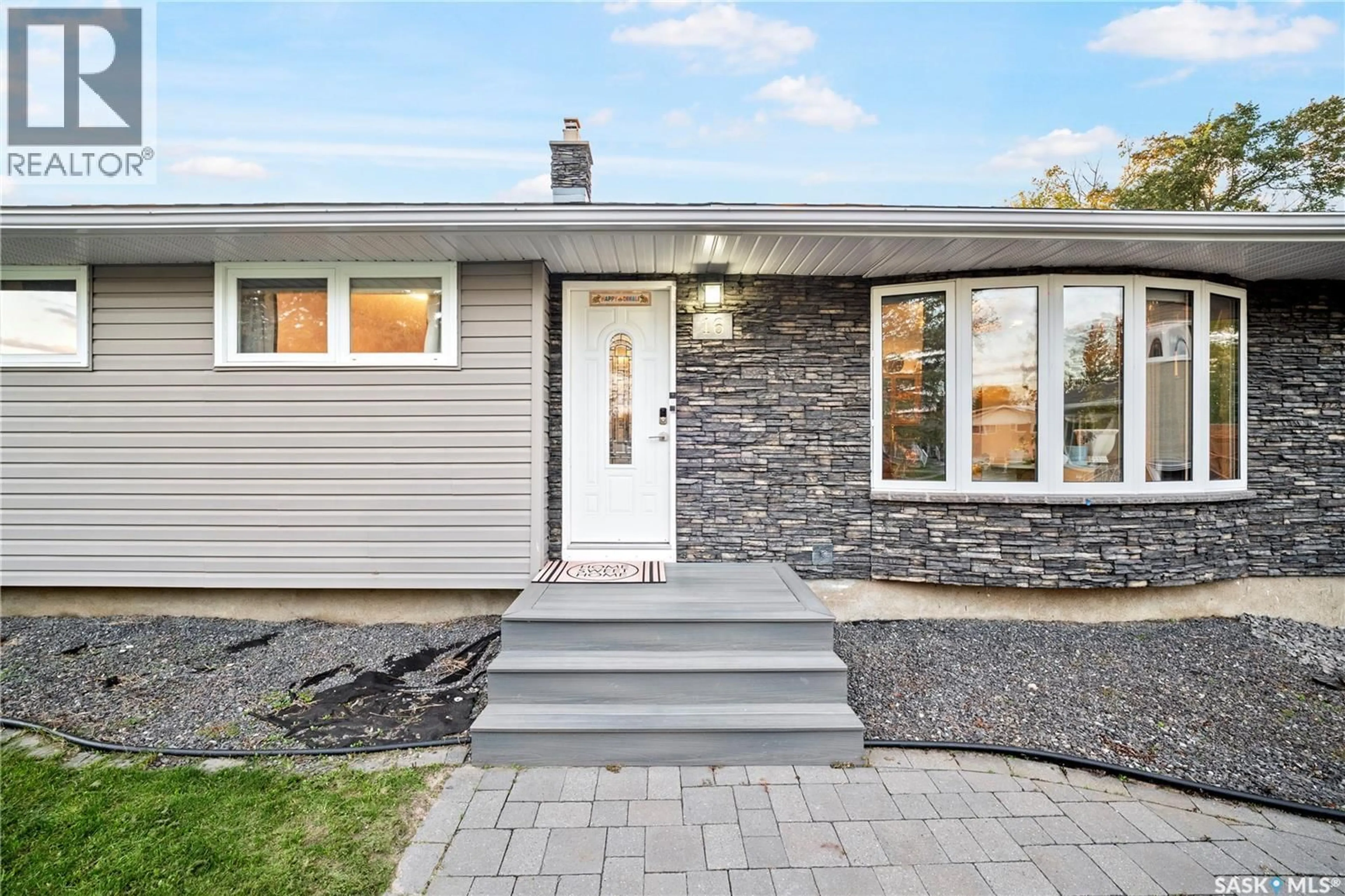 Home with vinyl exterior material, street for 16 LIPTON PLACE, Regina Saskatchewan S4R3T6