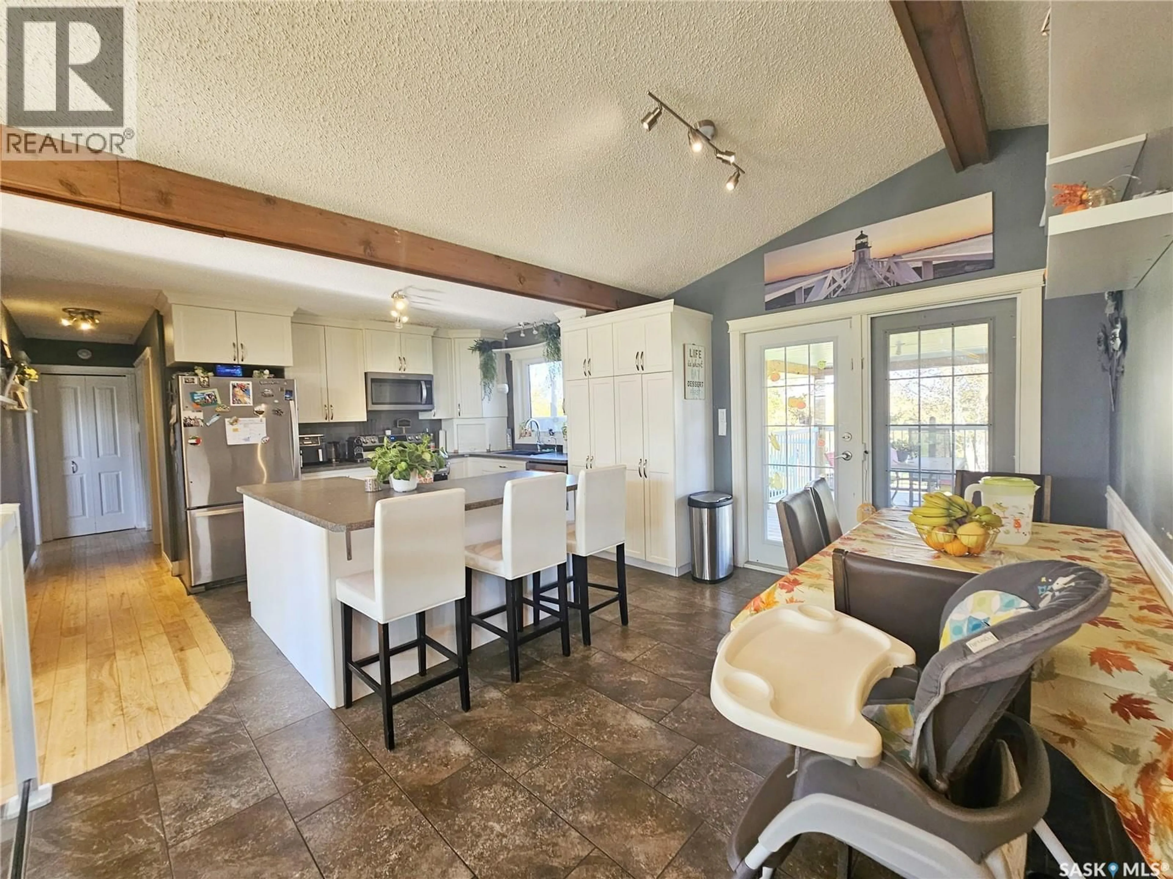 Open concept kitchen, ceramic/tile floor for NORTH BATTLEFORD ACREAGE, North Battleford Rm No. 437 Saskatchewan S9A3M1