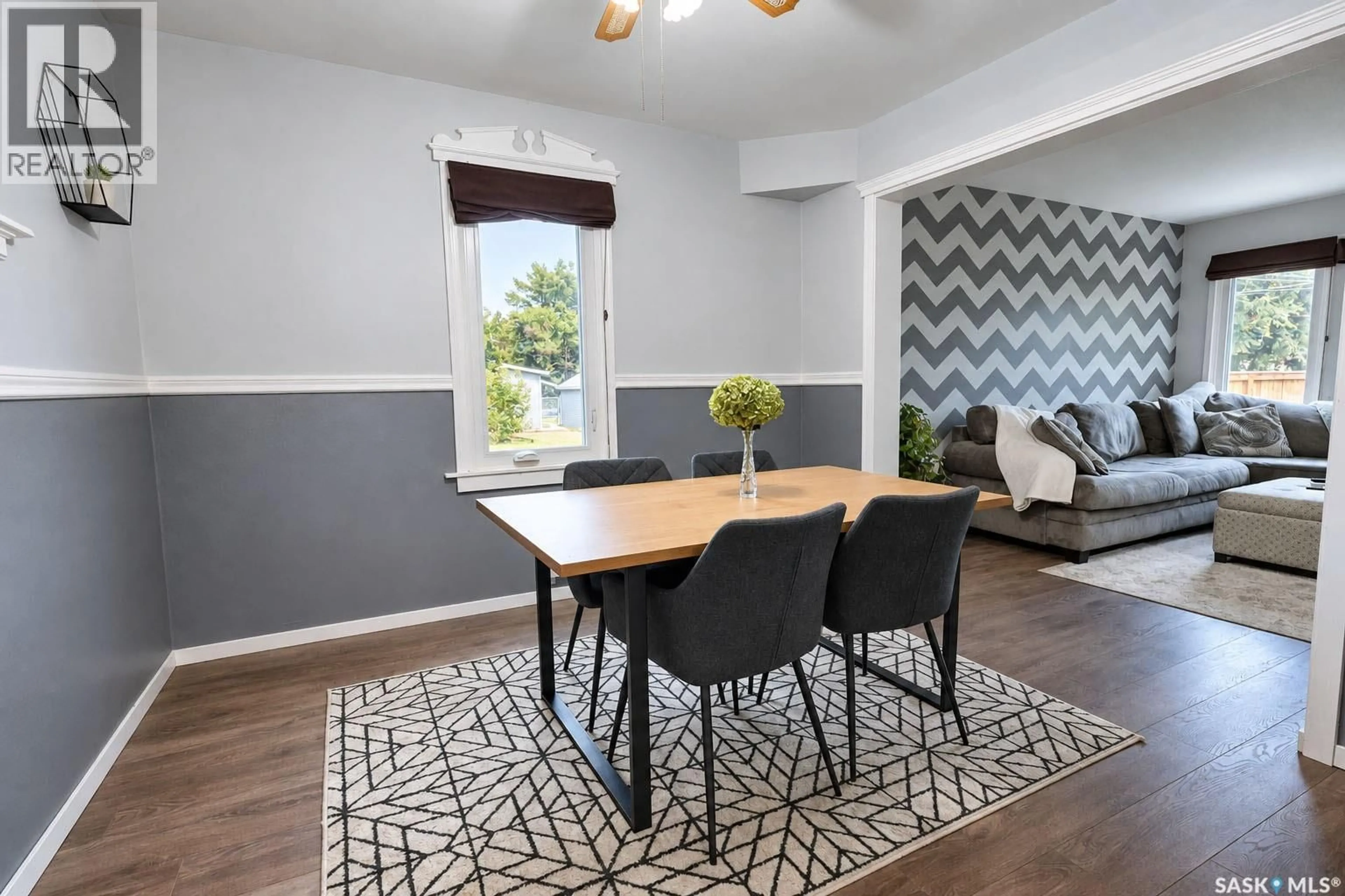 Dining room, wood/laminate floor for 499 23RD STREET, Prince Albert Saskatchewan S6V1P9
