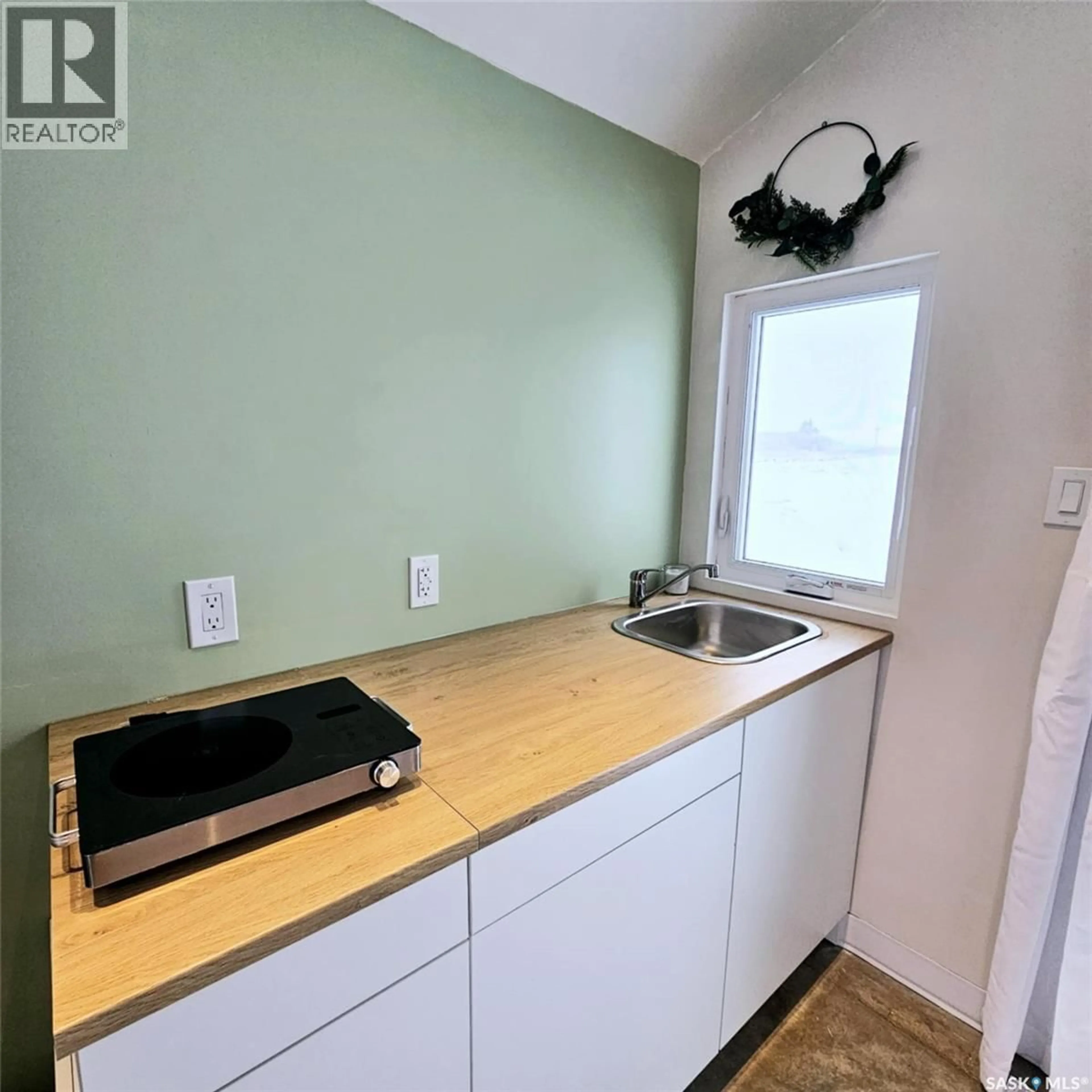Standard kitchen, unknown for 1 BECK STREET, Dubuc Saskatchewan S0A0R0