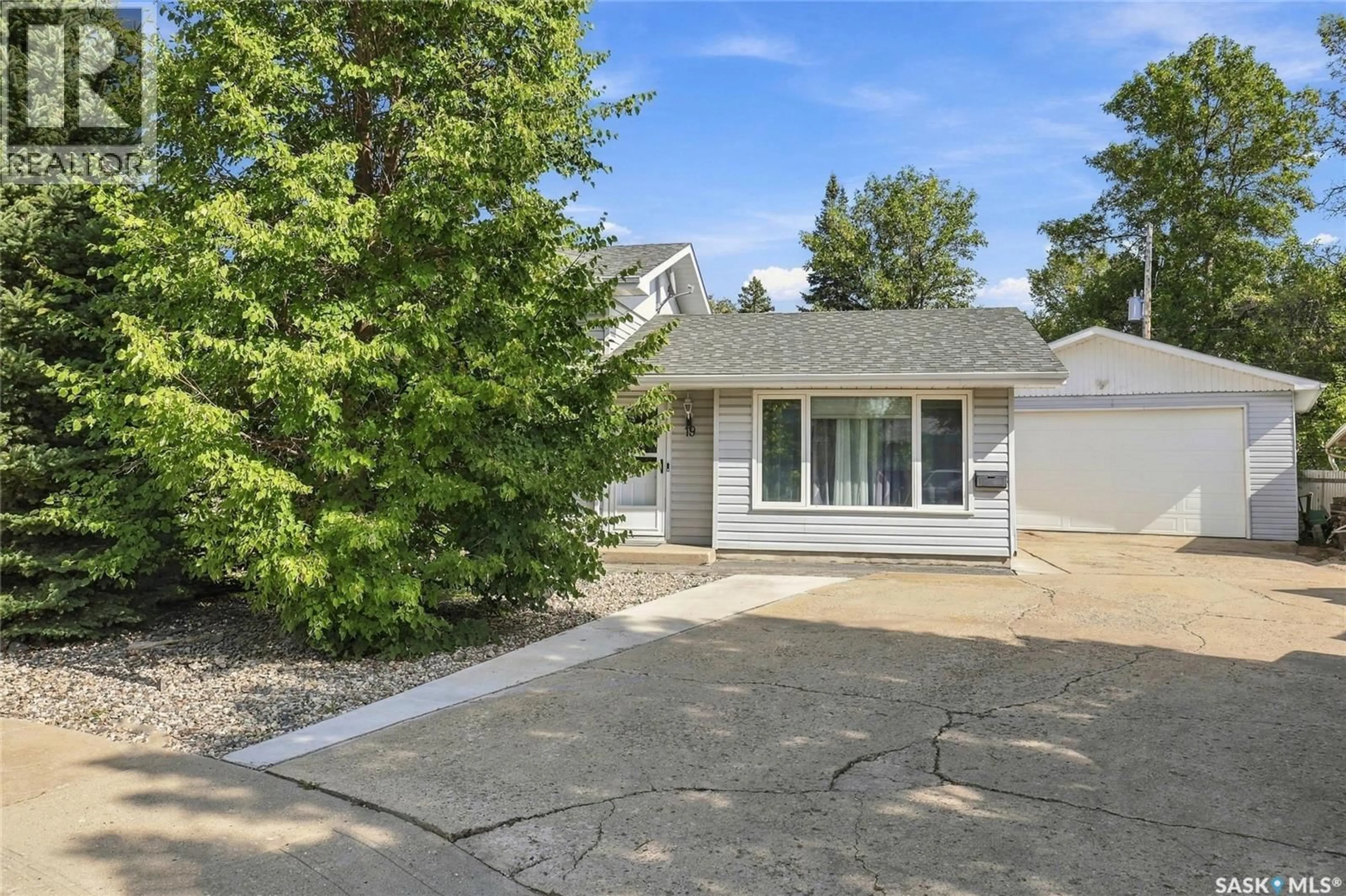 Unknown for 19 SAMPSON PLACE, Regina Saskatchewan S4R4R5