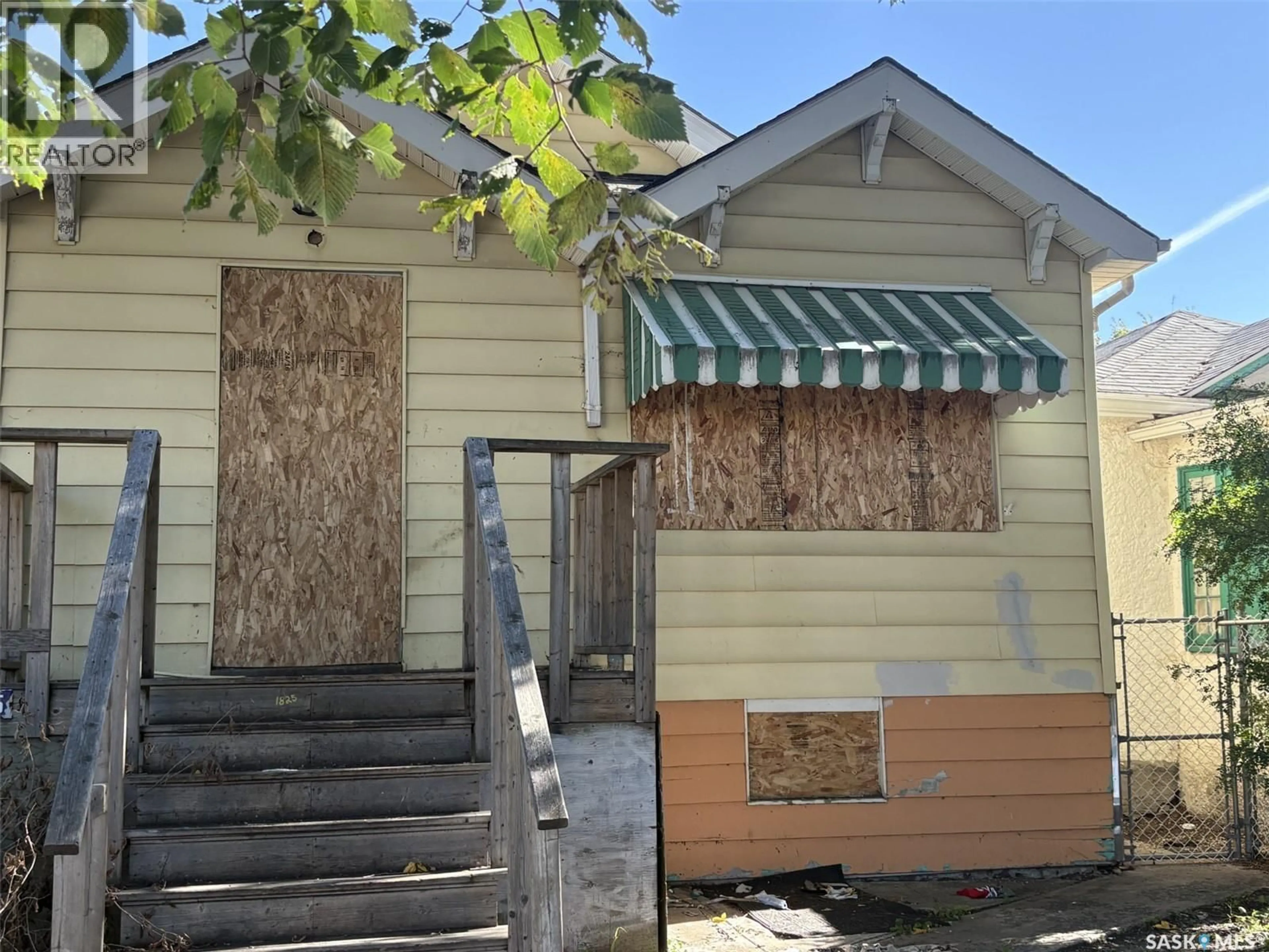 Shed for 1825 ST JOHN STREET, Regina Saskatchewan S4P1S1