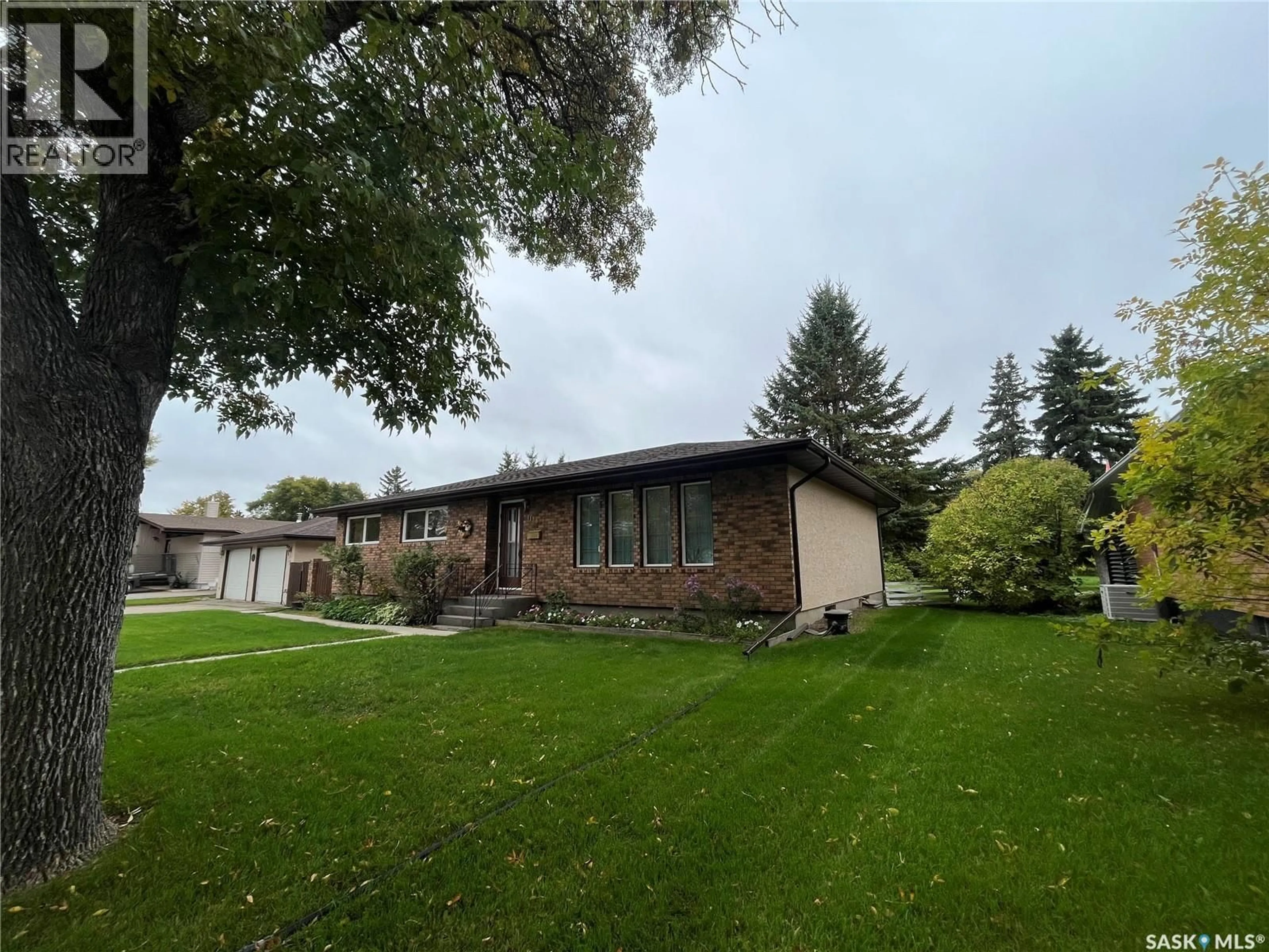 A pic from outside/outdoor area/front of a property/back of a property/a pic from drone, unknown for 1123 ASQUITH DRIVE, Esterhazy Saskatchewan S0A0X0