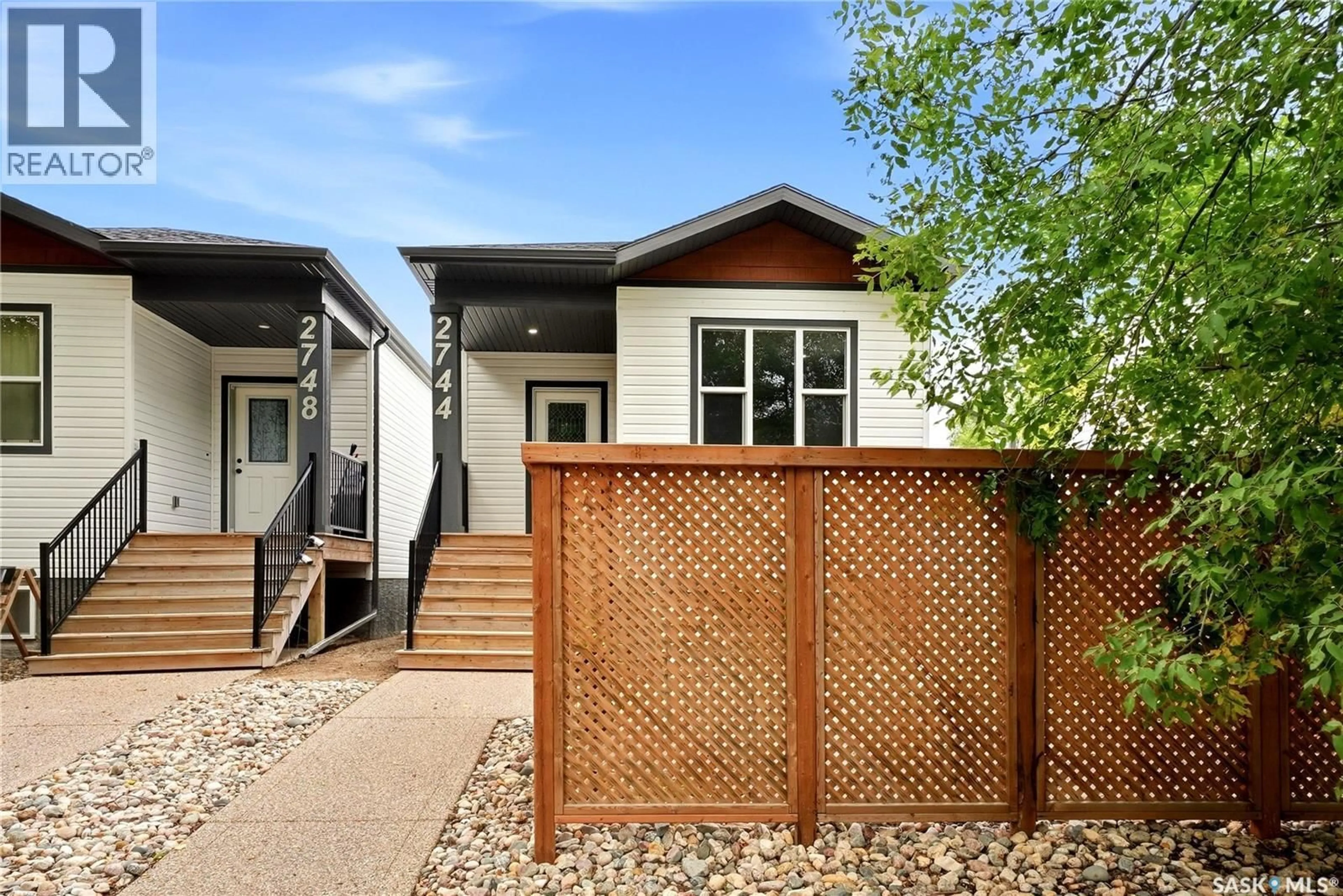 Unknown for 2744 MACKAY STREET, Regina Saskatchewan S4N2T7
