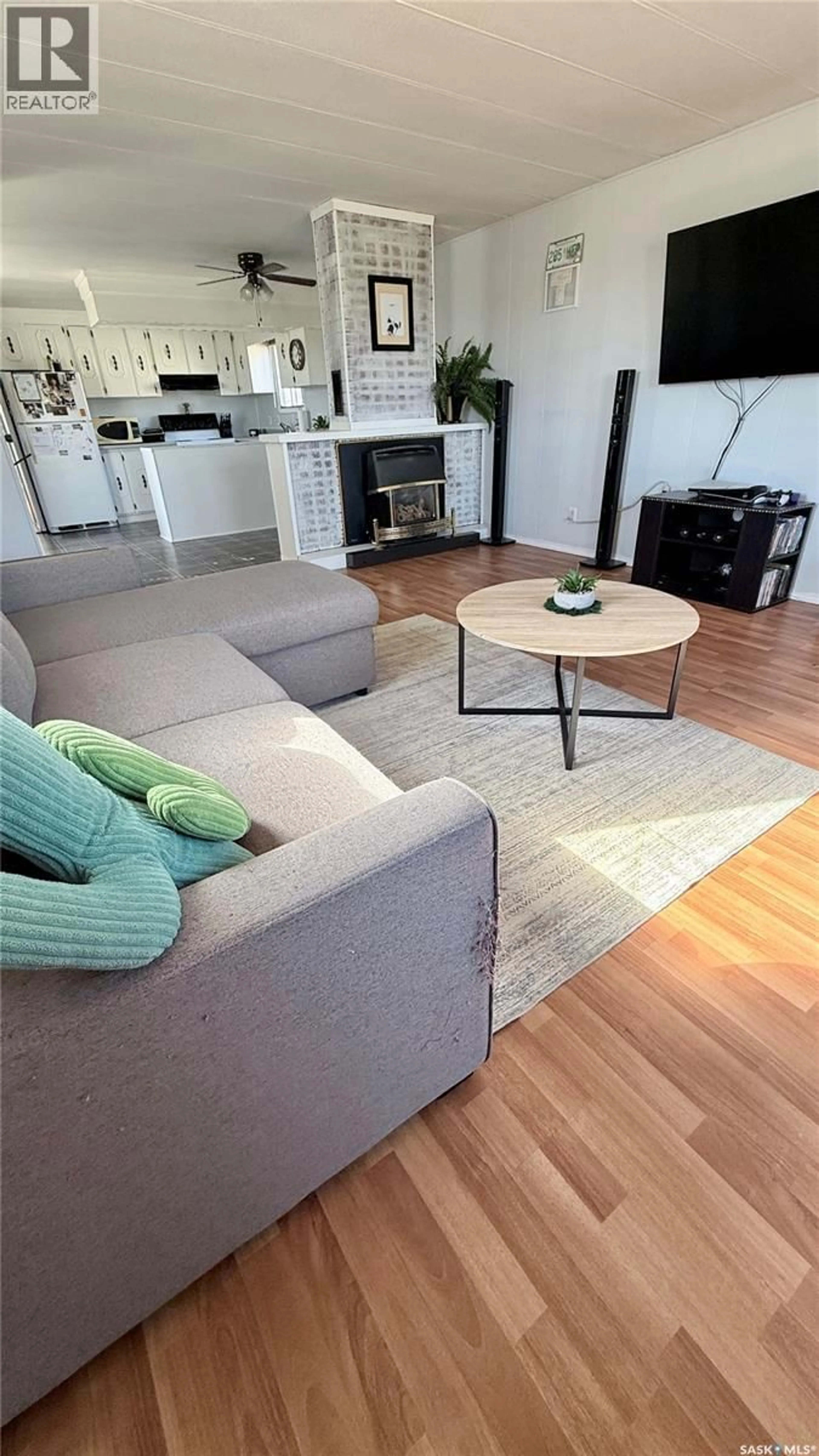 Living room with furniture, unknown for 460 WILLOW PARK GREENS, Estevan Saskatchewan S4A2S2