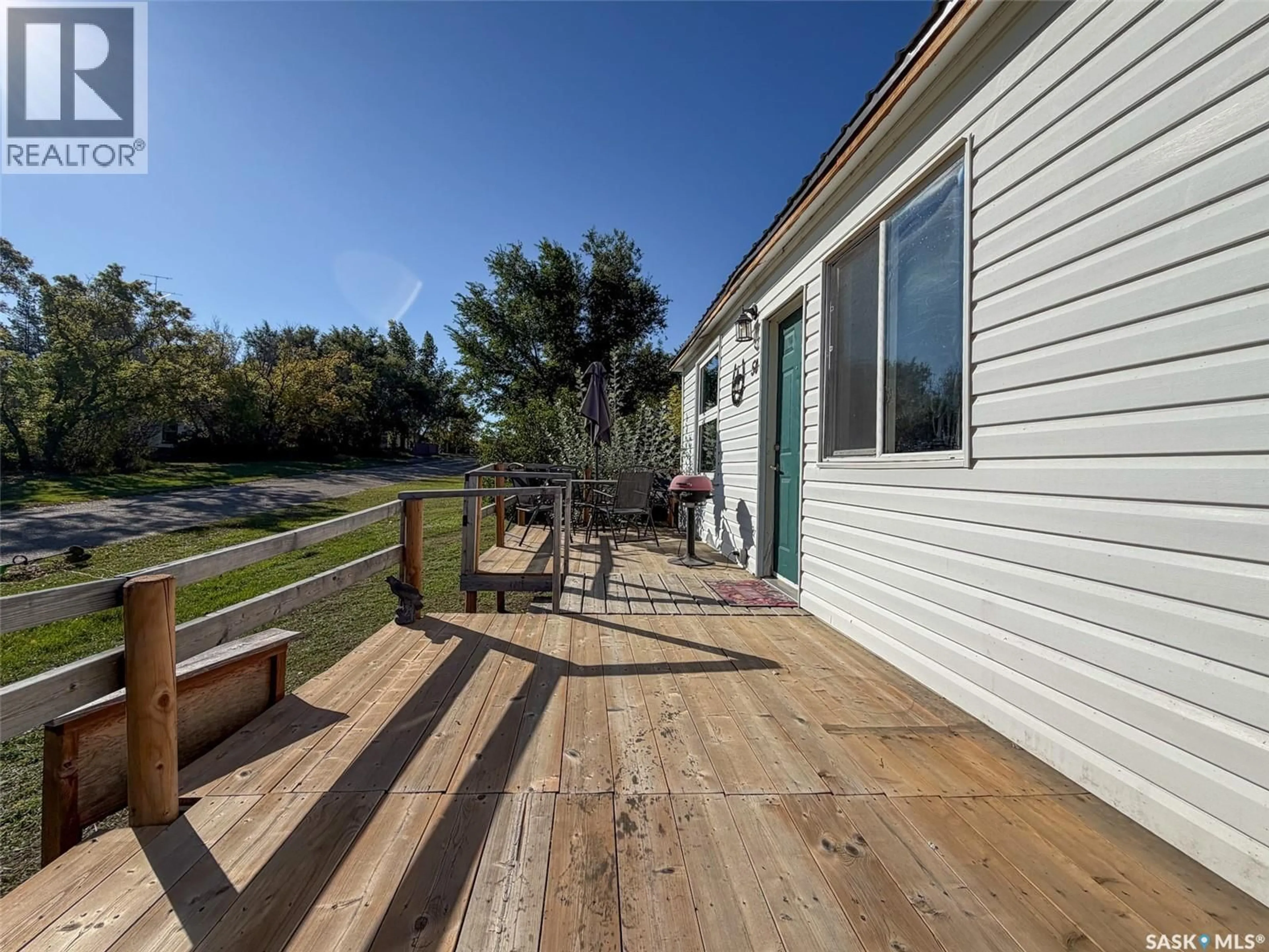Patio, water/lake/river/ocean view for 50 SHAUGHNESSY STREET, Tompkins Saskatchewan S0N2S0