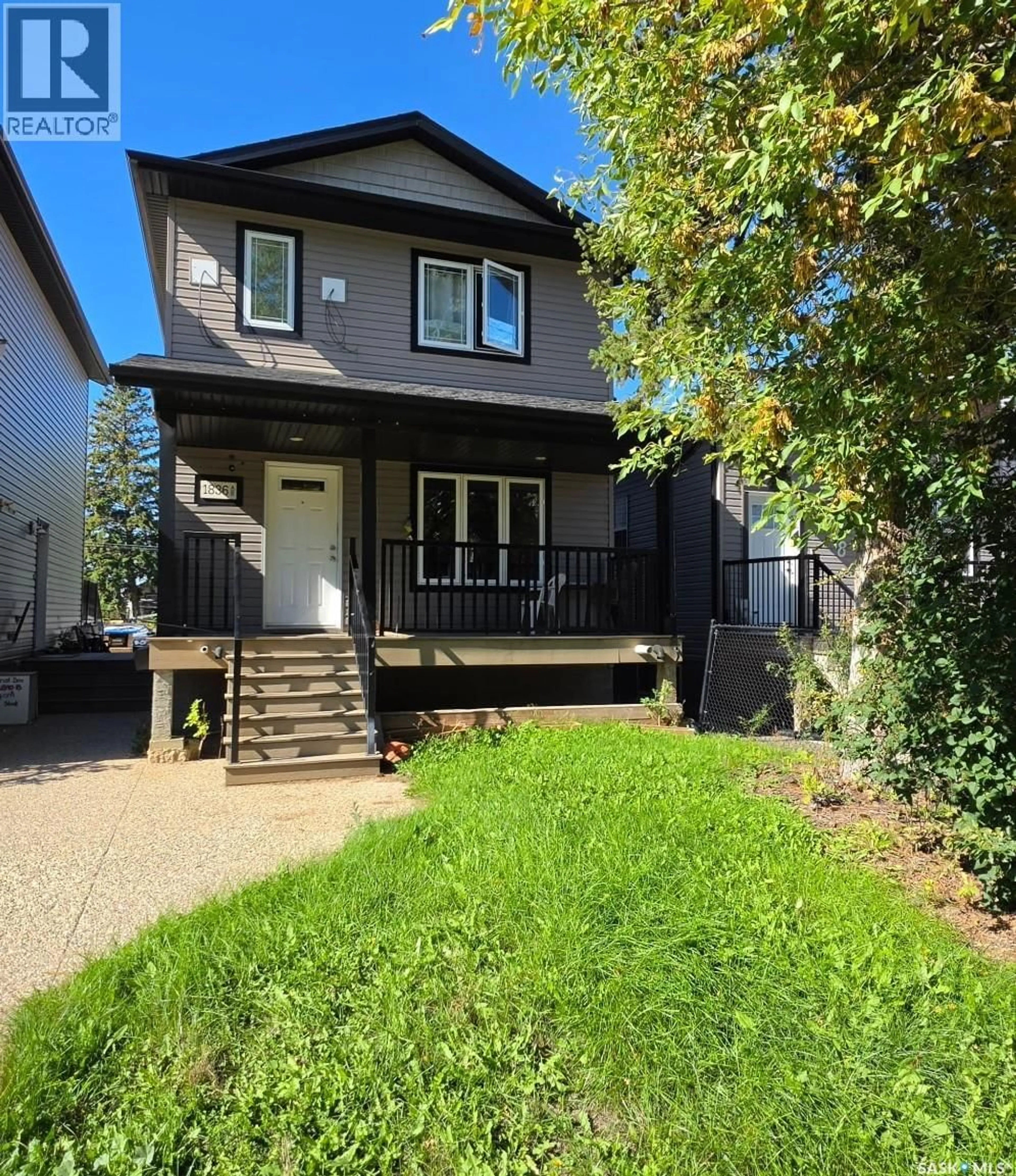 Home with vinyl exterior material, street for 1836 YORK STREET, Regina Saskatchewan S4T4R2