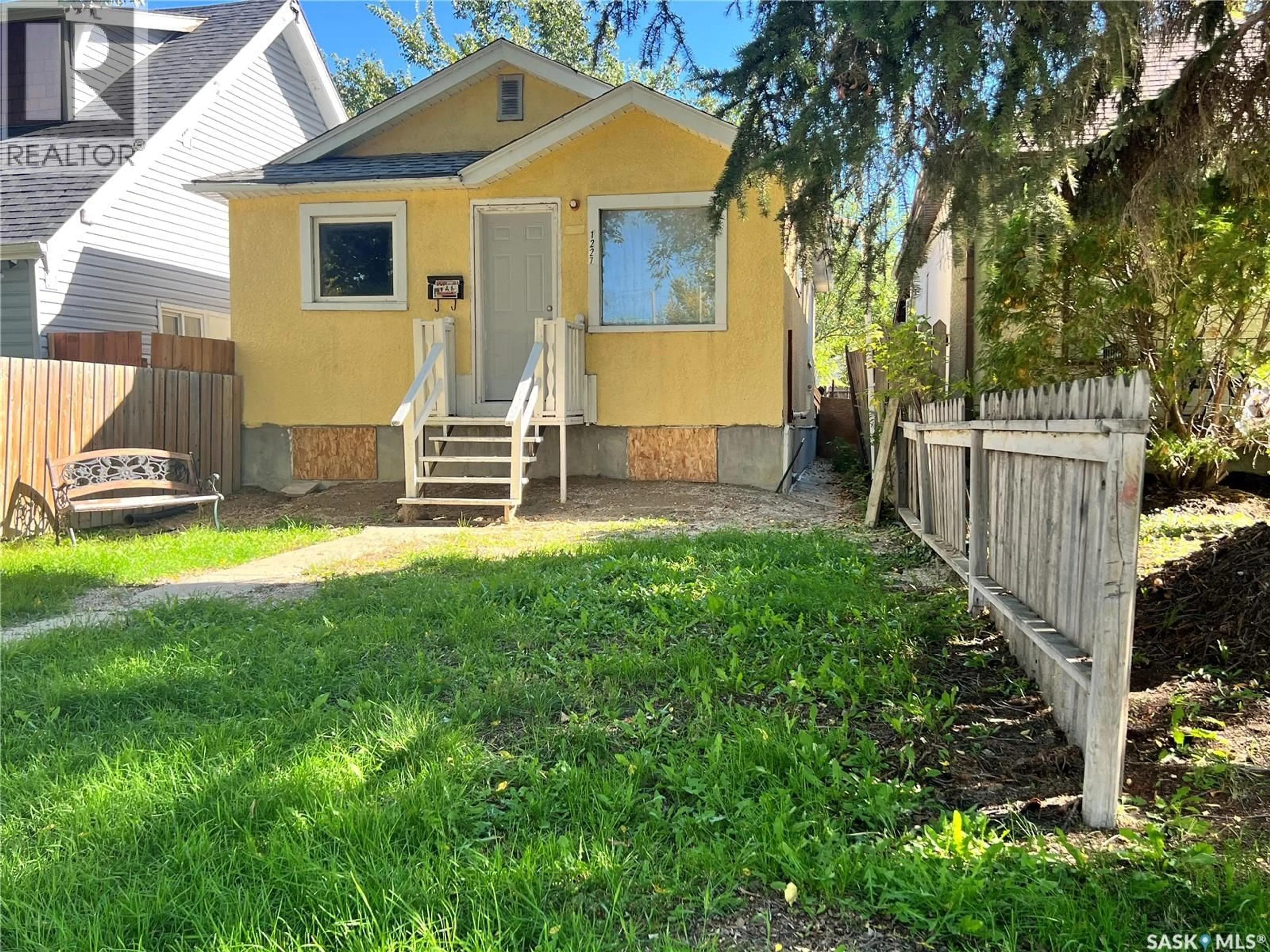 Unknown for 1227 WASCANA STREET, Regina Saskatchewan S4T4J2